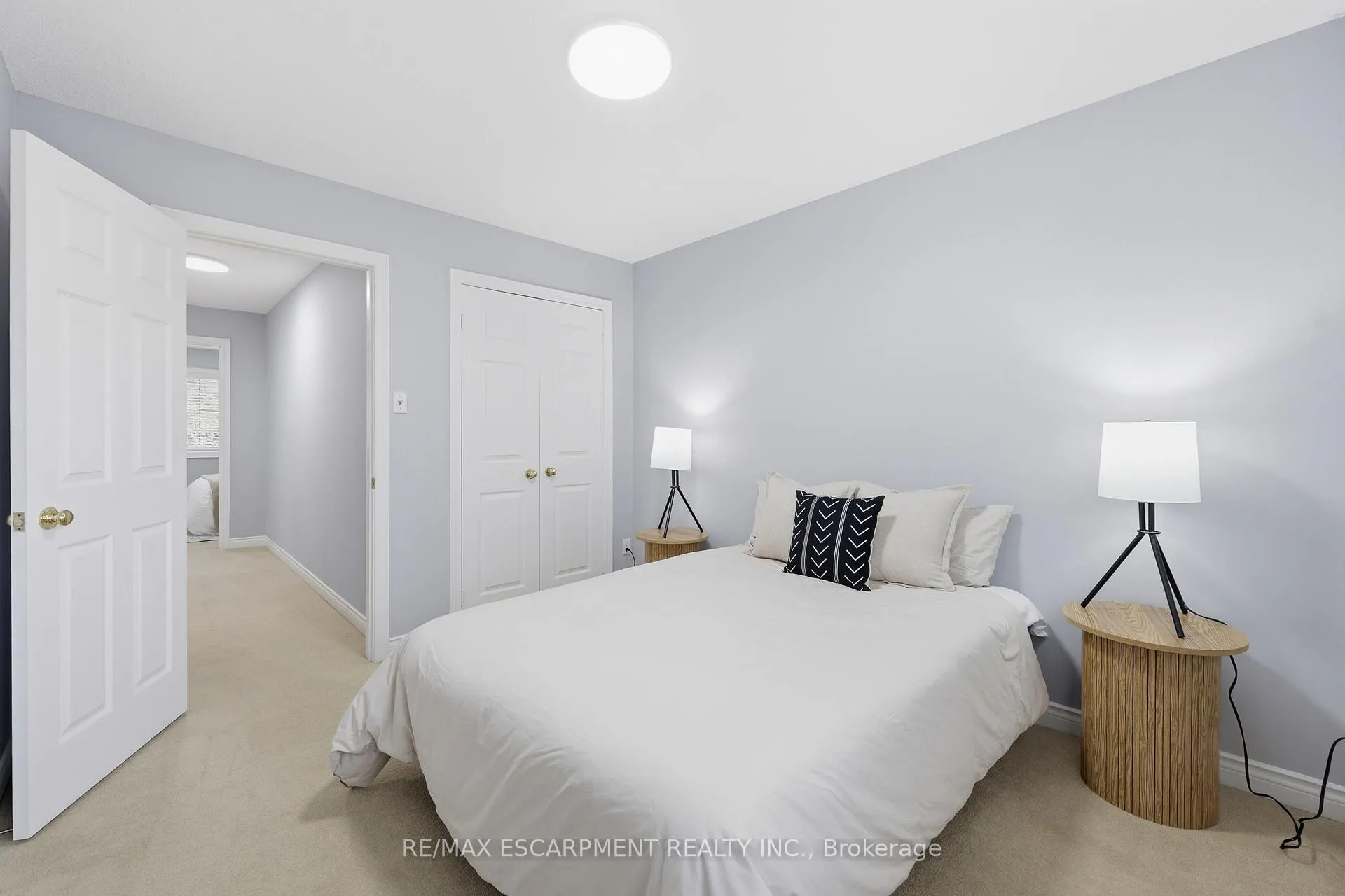 Photo 19 of Unit 10, 2880 Headon Forest Drive, Burlington, Headon — HOMEH