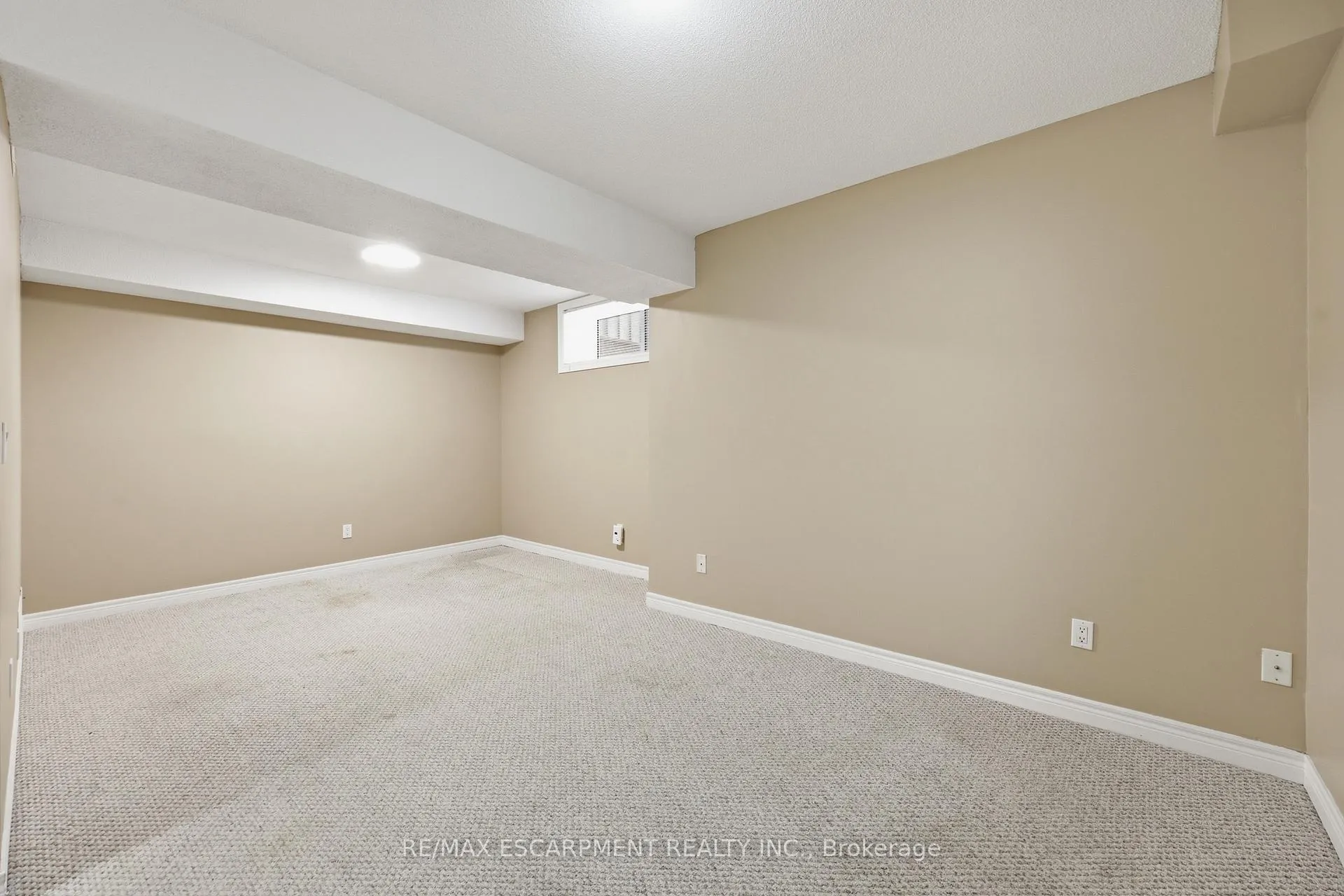 Photo 24 of Unit 10, 2880 Headon Forest Drive, Burlington, Headon — HOMEH