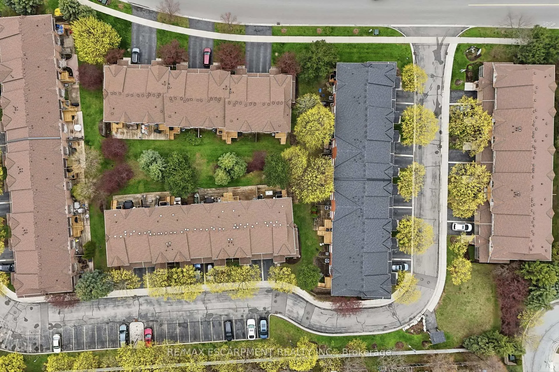 Photo 35 of Unit 10, 2880 Headon Forest Drive, Burlington, Headon — HOMEH