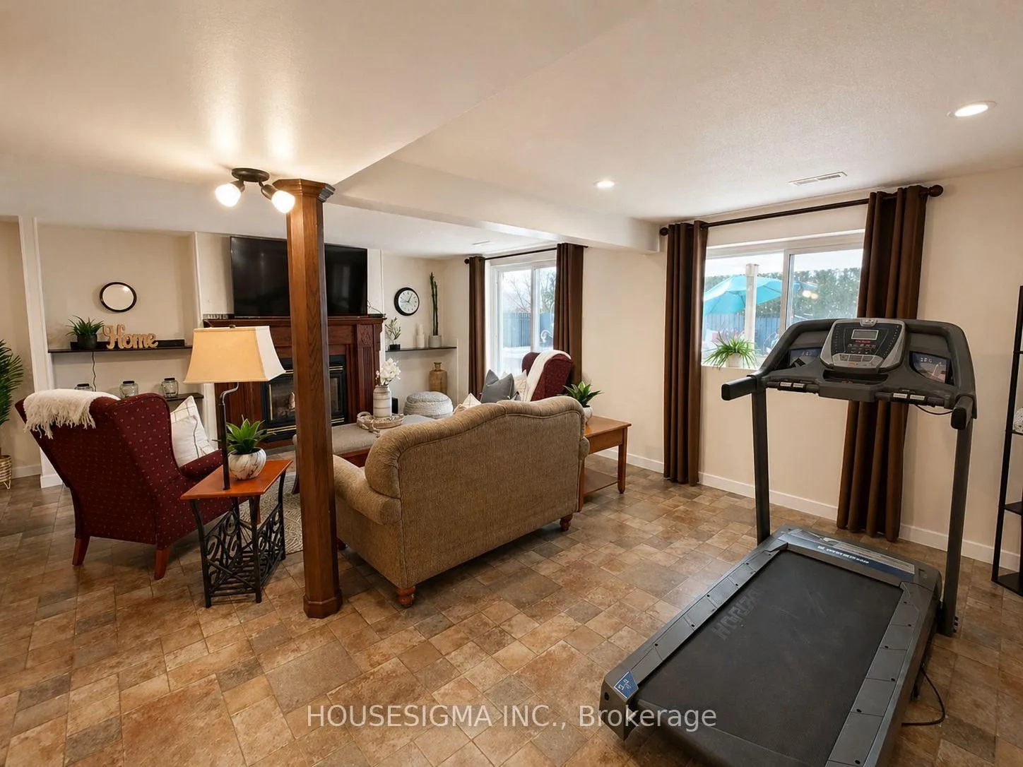 Photo 25 of 607 Down Crescent, Oshawa, Donevan — HOMEH