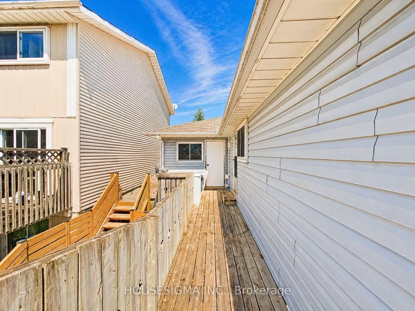 Photo 44 of 607 Down Crescent, Oshawa, Donevan — HOMEH