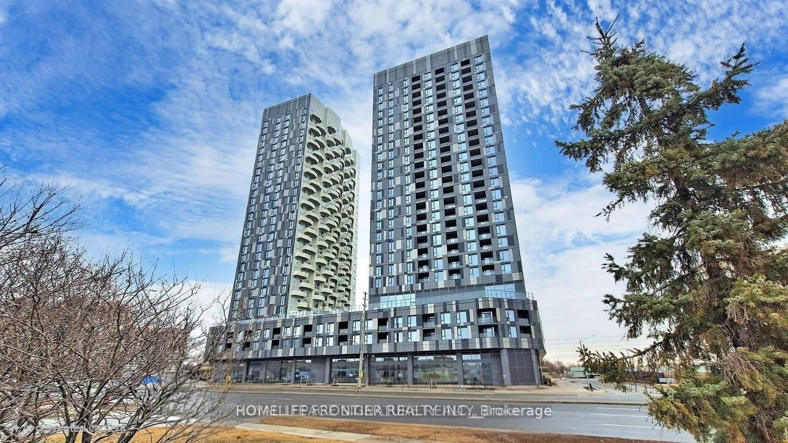 Photo 1 of Unit 1226, 498 Caldari Road, Vaughan, Concord — HOMEH