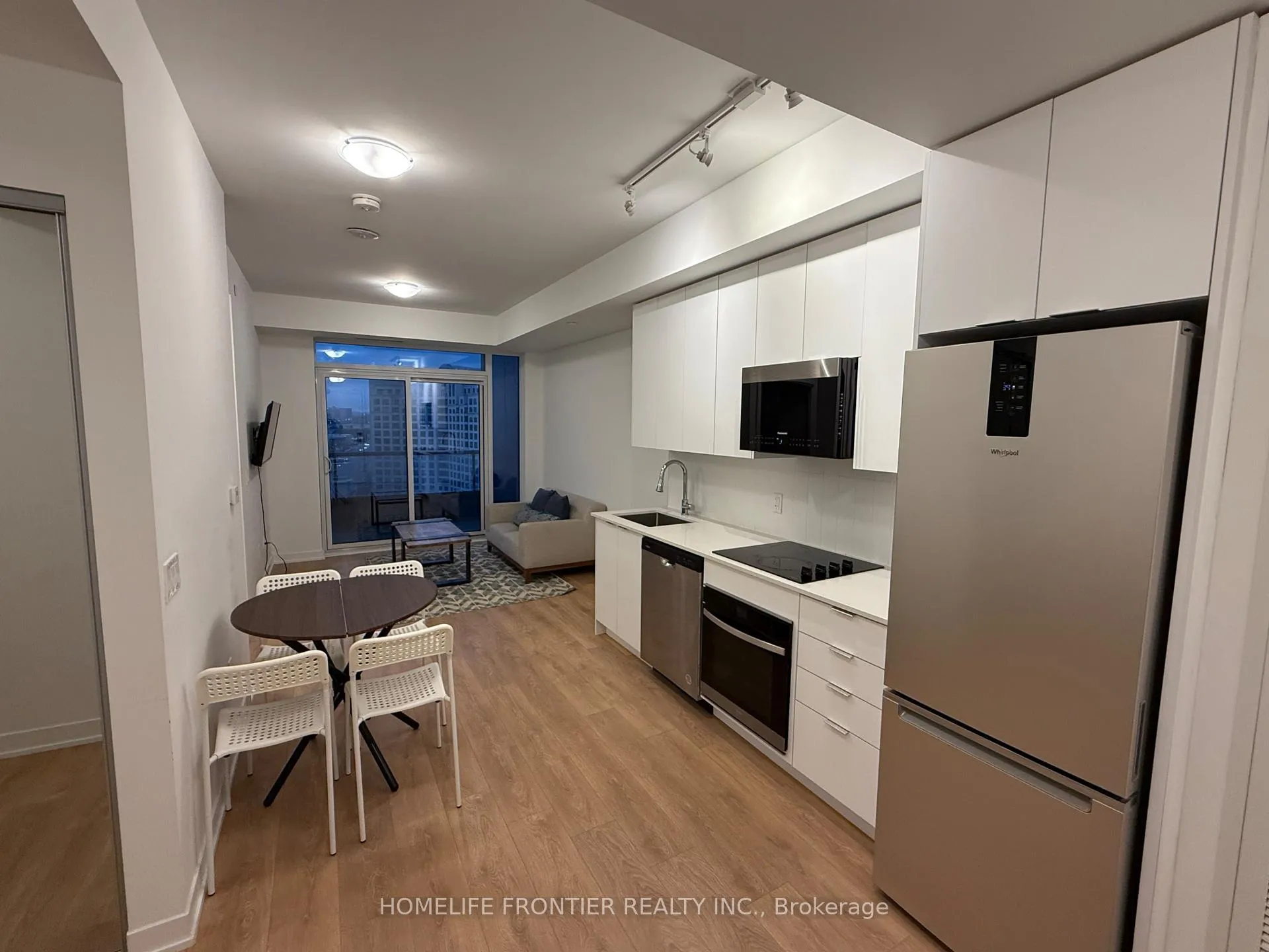 Photo 2 of Unit 1226, 498 Caldari Road, Vaughan, Concord — HOMEH