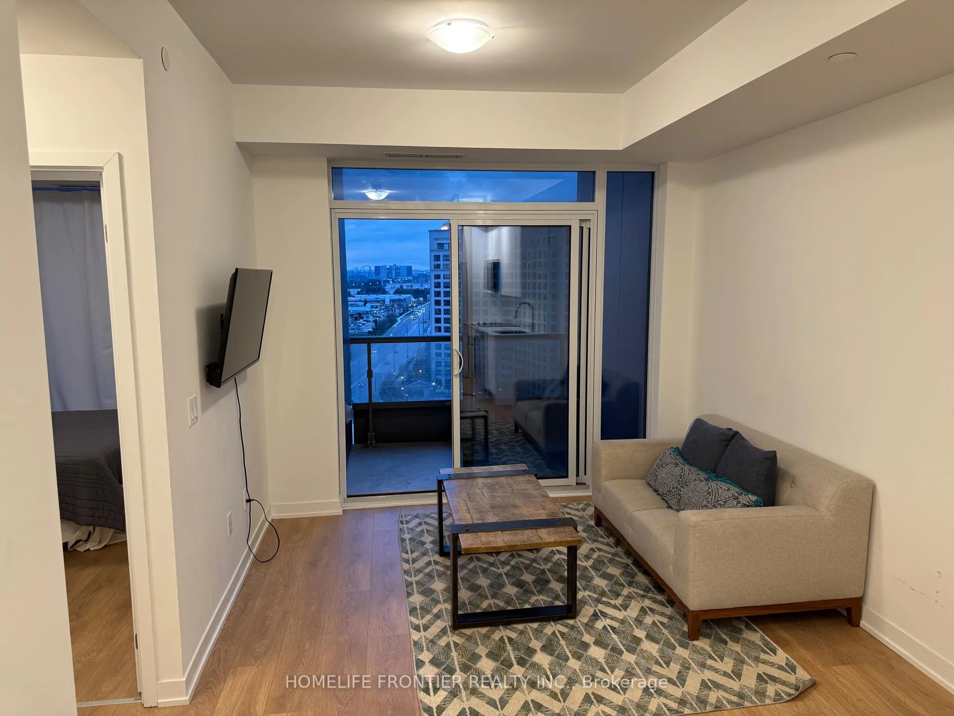 Photo 4 of Unit 1226, 498 Caldari Road, Vaughan, Concord — HOMEH