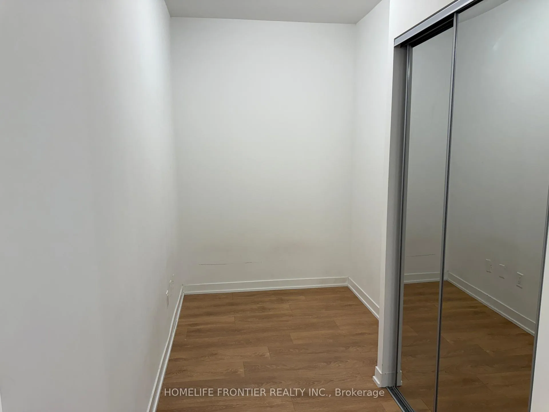 Photo 8 of Unit 1226, 498 Caldari Road, Vaughan, Concord — HOMEH