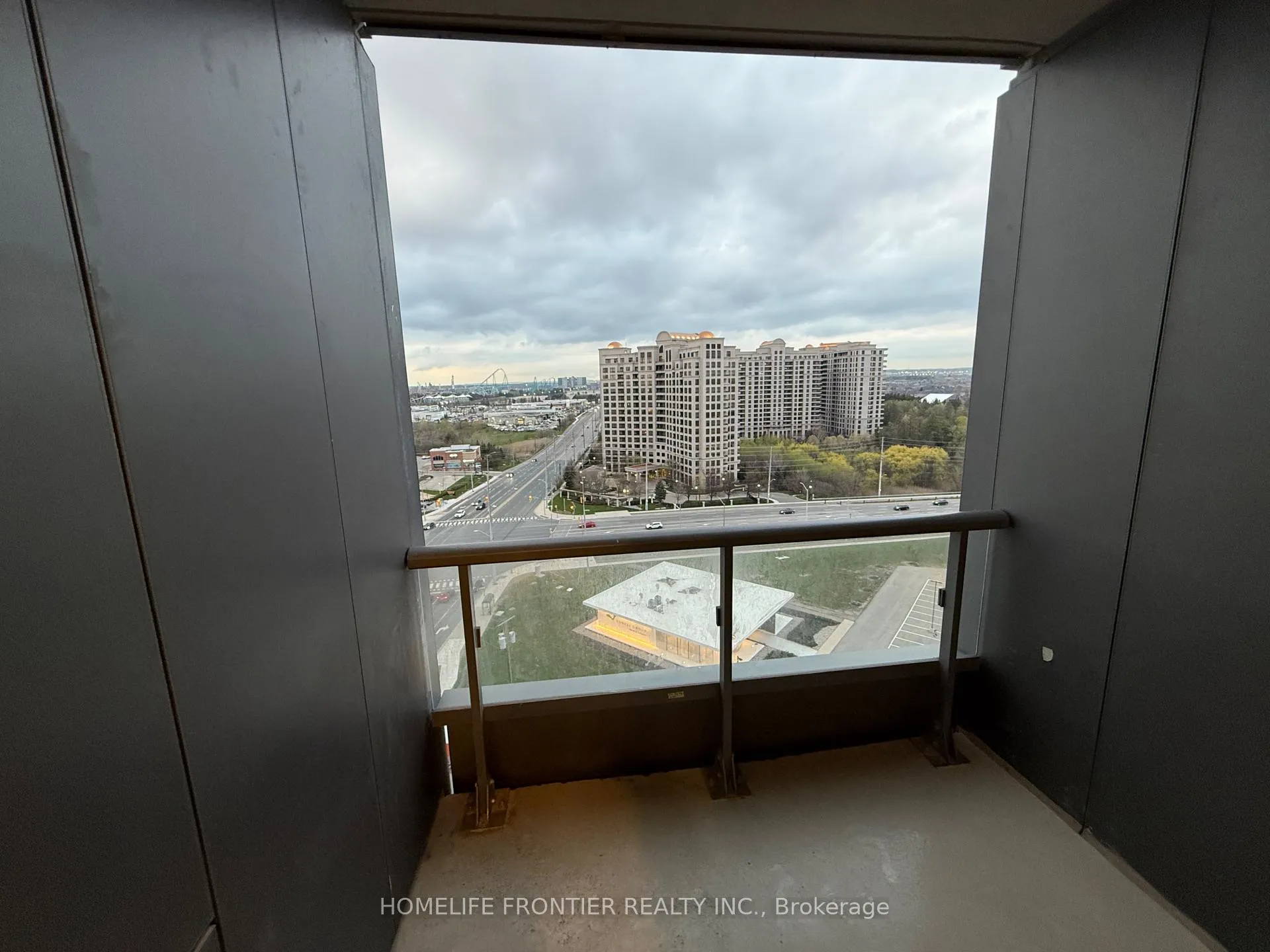 Photo 10 of Unit 1226, 498 Caldari Road, Vaughan, Concord — HOMEH