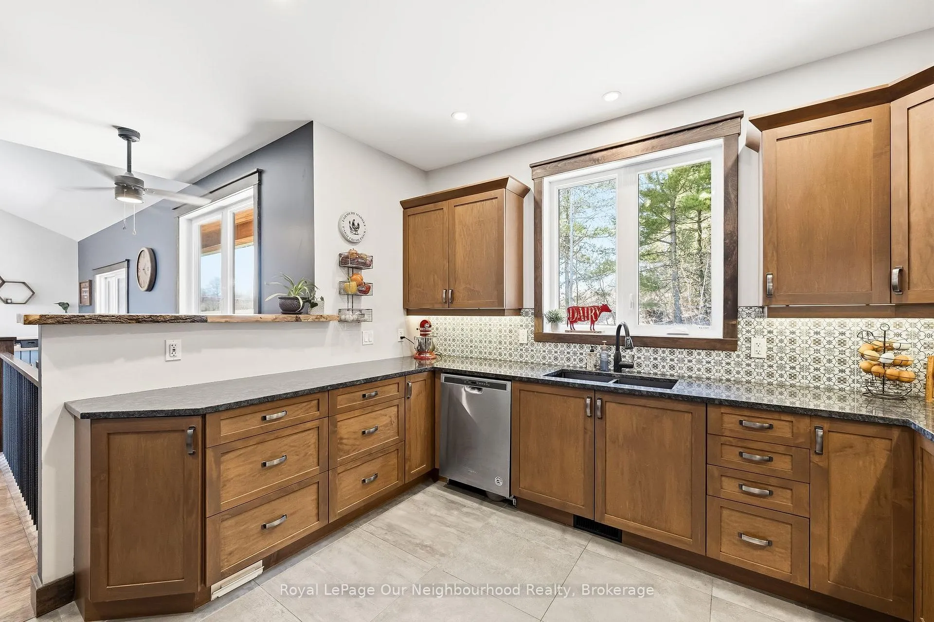 Photo 20 of 63 Hansen Road, Brighton, Rural Brighton — HOMEH