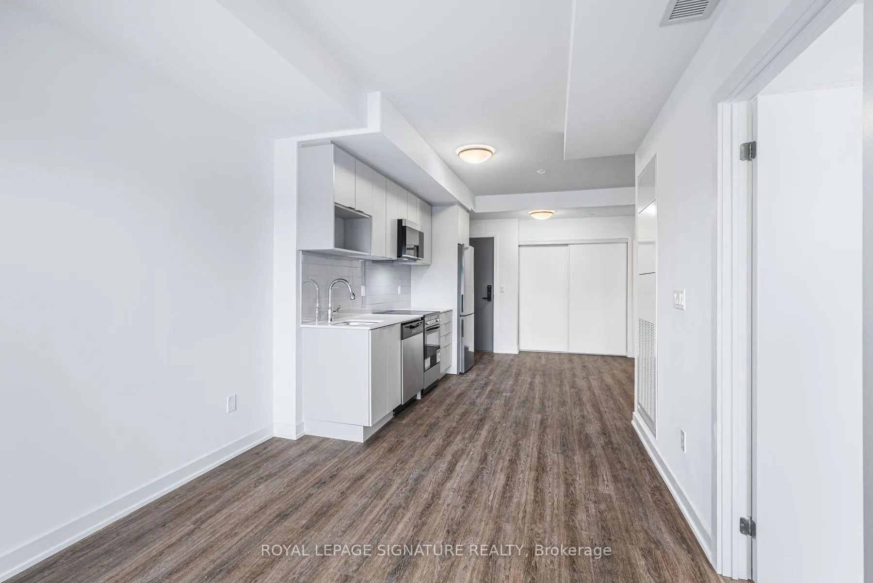 Photo 6 of Unit 204, 4569 Kingston Road, Scarborough, West Hill — HOMEH