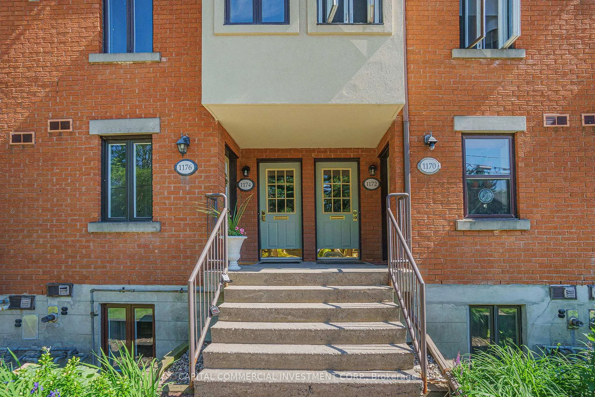 Photo 2 of 1174 Blasdell Avenue, Ottawa, Manor Park — HOMEH
