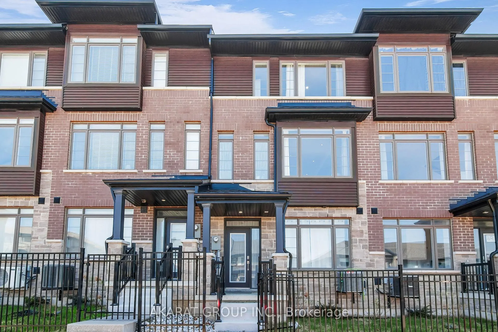 Photo 1 of Unit 68, 61 Soho Street, Hamilton, Stoney Creek Mountain — HOMEH