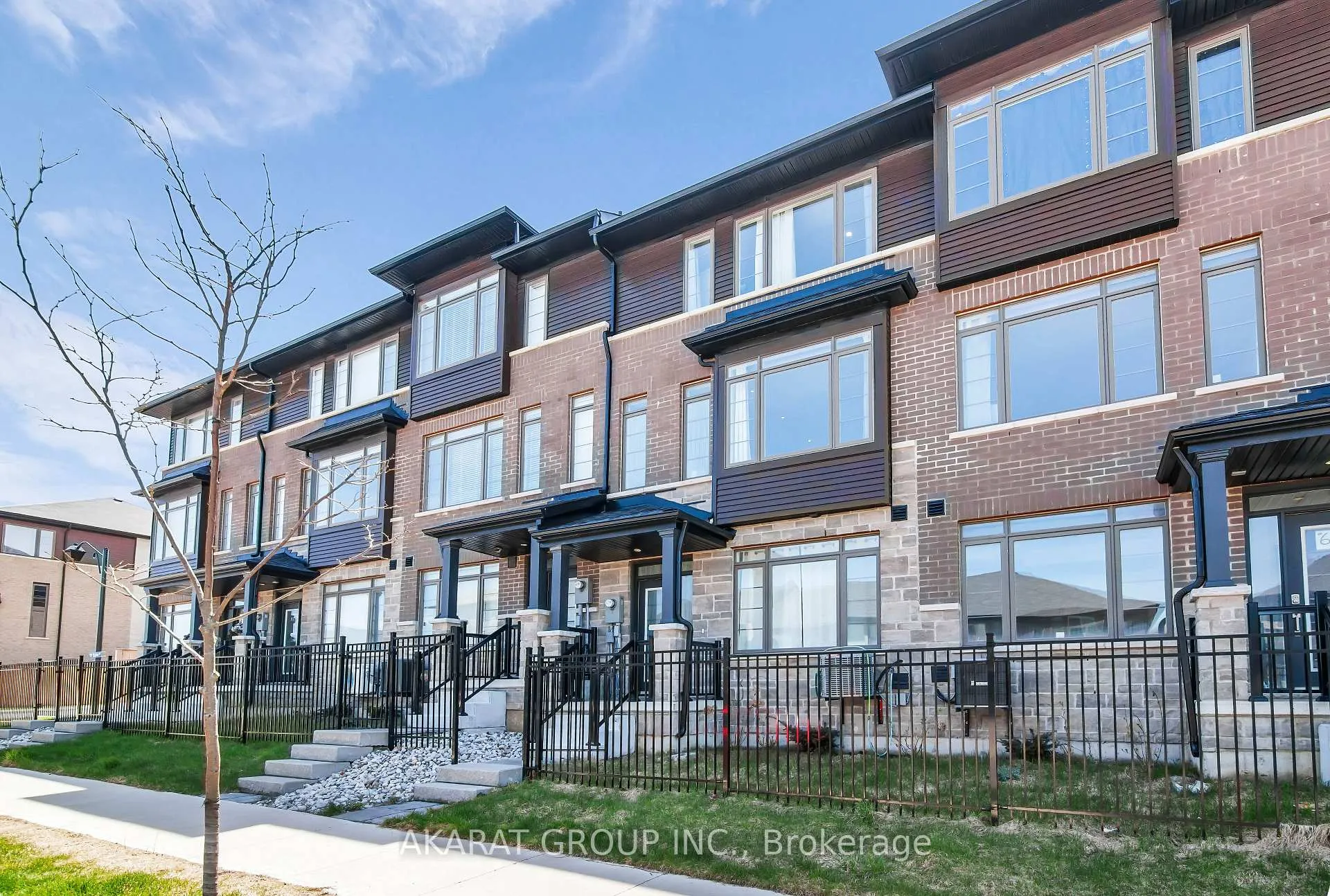 Photo 2 of Unit 68, 61 Soho Street, Hamilton, Stoney Creek Mountain — HOMEH