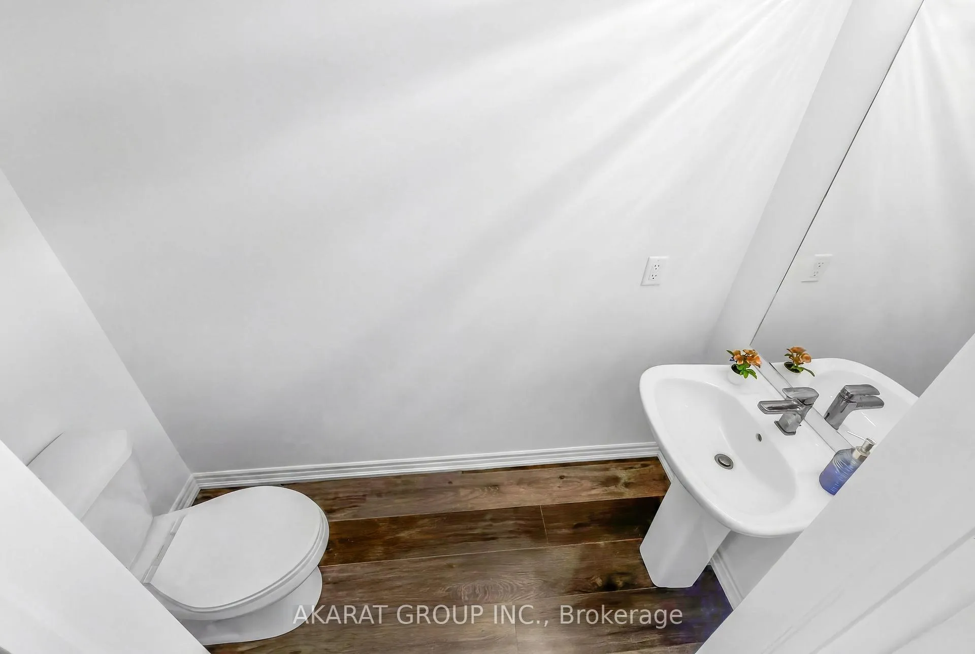 Photo 24 of Unit 68, 61 Soho Street, Hamilton, Stoney Creek Mountain — HOMEH