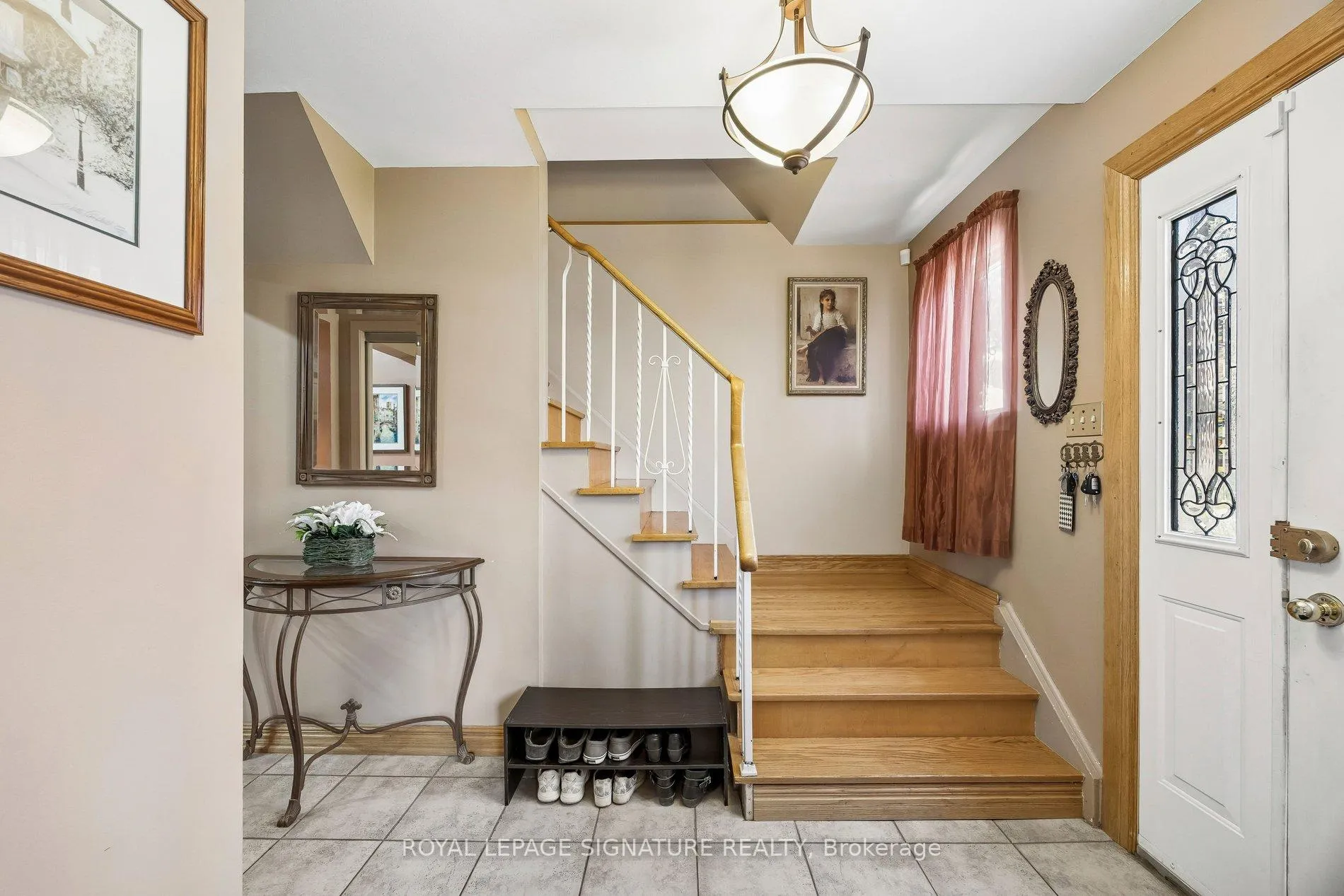 Photo 6 of 23 Drury Crescent, Brampton, Southgate — HOMEH