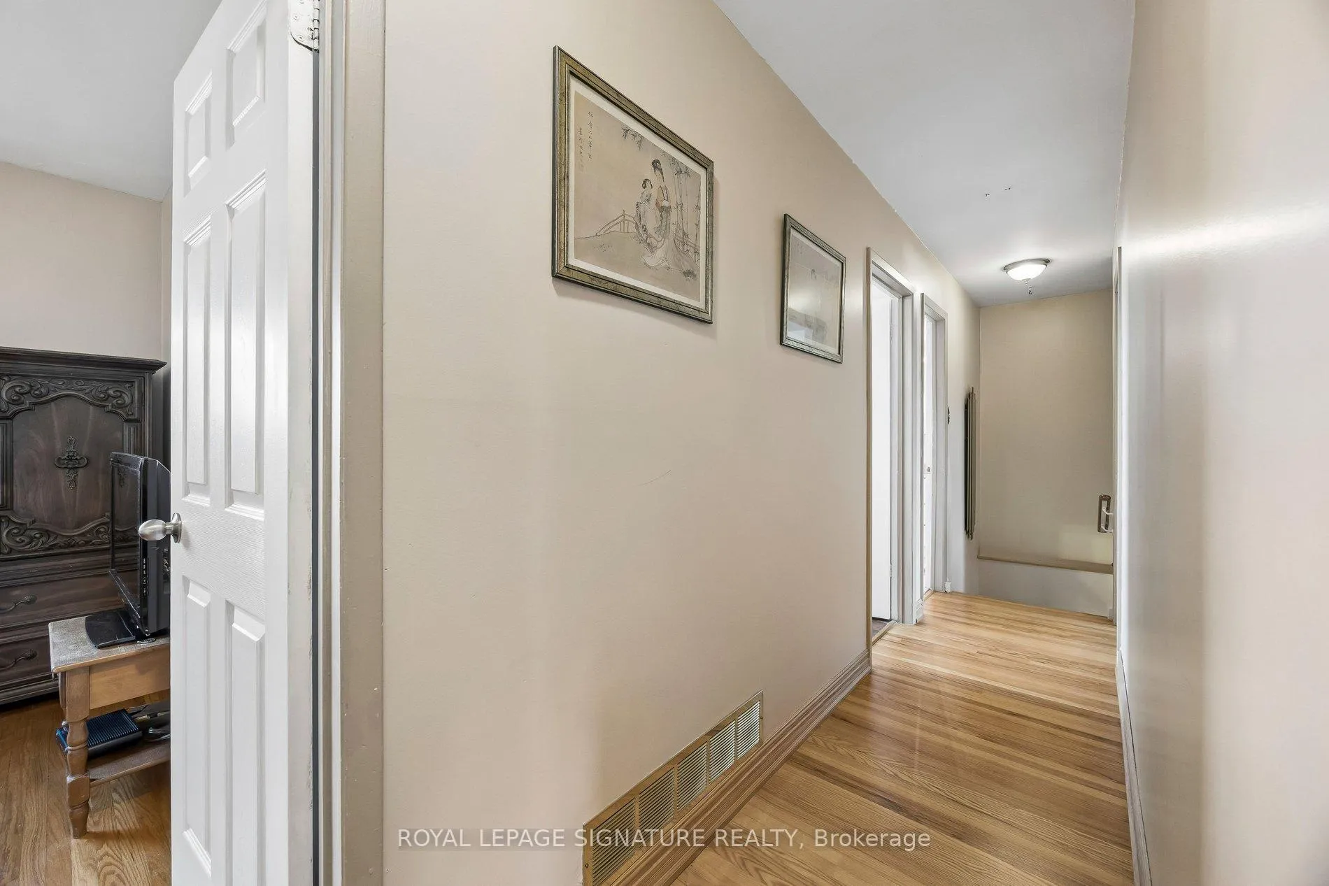Photo 32 of 23 Drury Crescent, Brampton, Southgate — HOMEH
