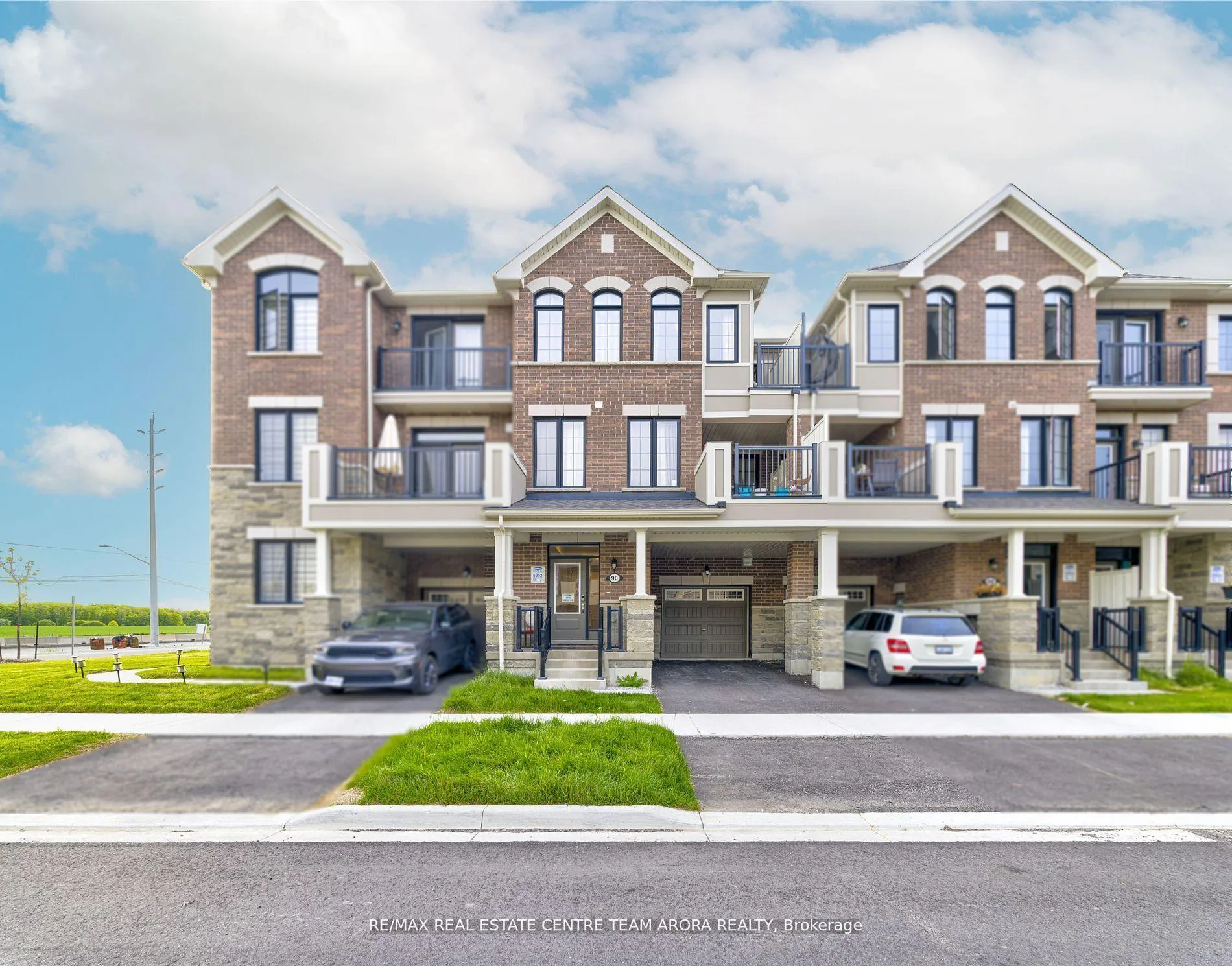 Front of 90 Melmar Street