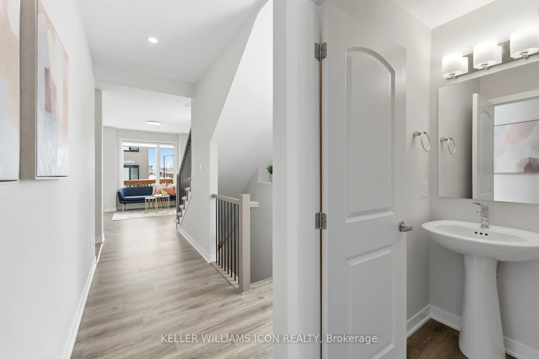 Photo 3 of 840 Andesite Terrace, Ottawa, Barrhaven - Half Moon Bay — HOMEH