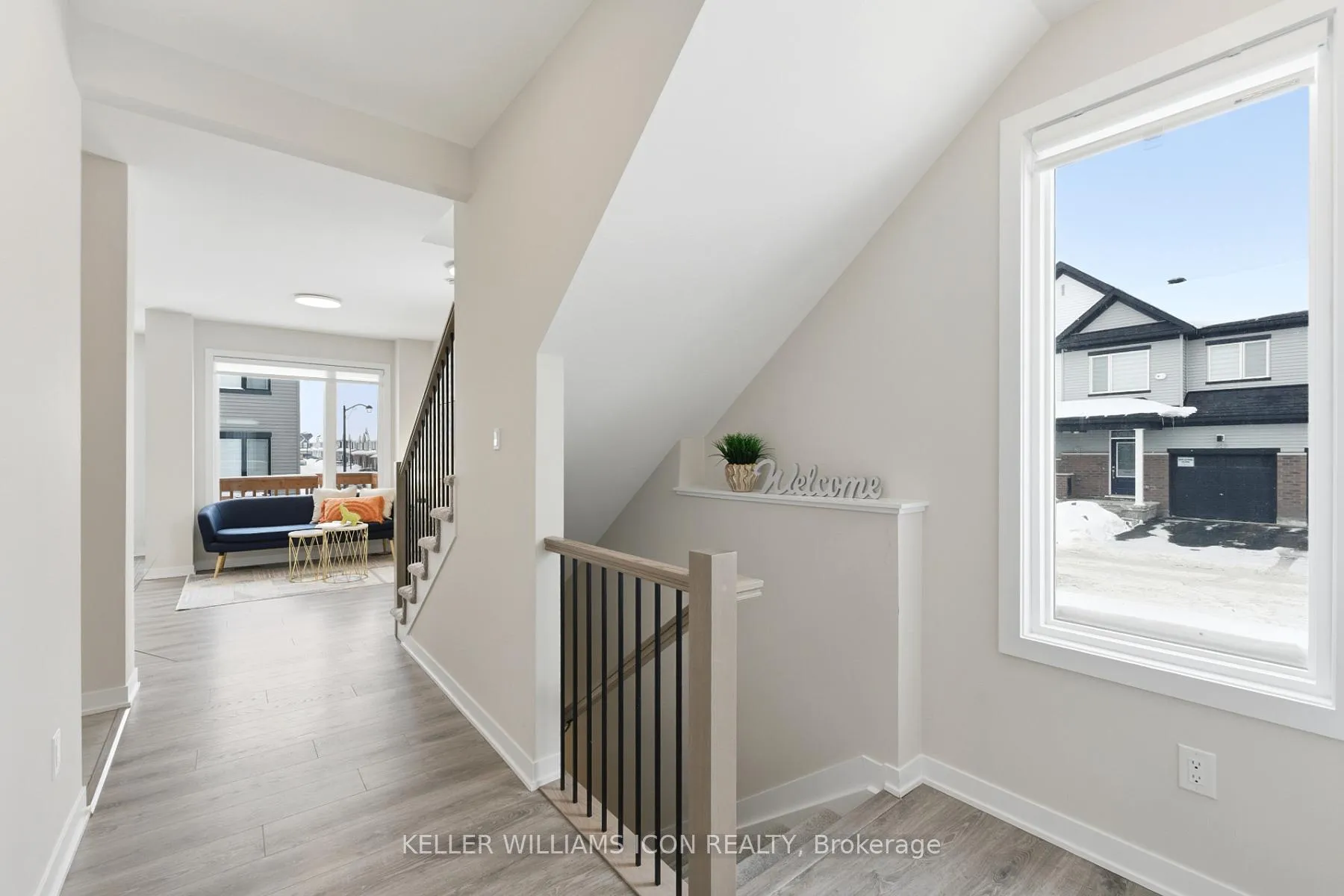 Photo 4 of 840 Andesite Terrace, Ottawa, Barrhaven - Half Moon Bay — HOMEH