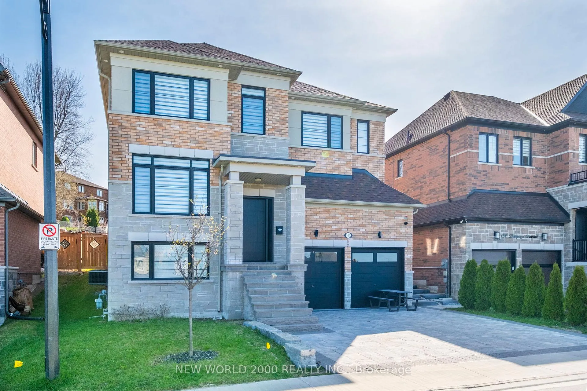 Front of 147 Bethpage Crescent