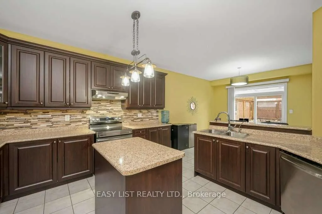 Photo 19 of 455 Harkin Place, Milton, Scott — HOMEH