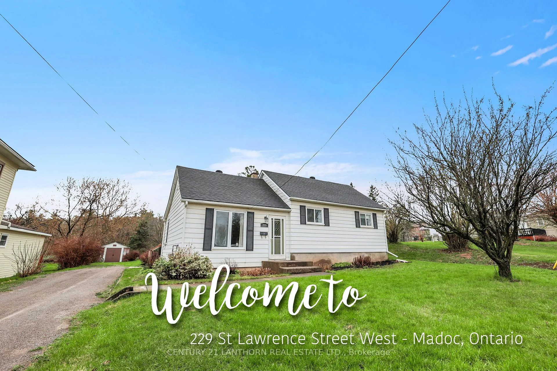 Front of 229 St Lawrence Street W
