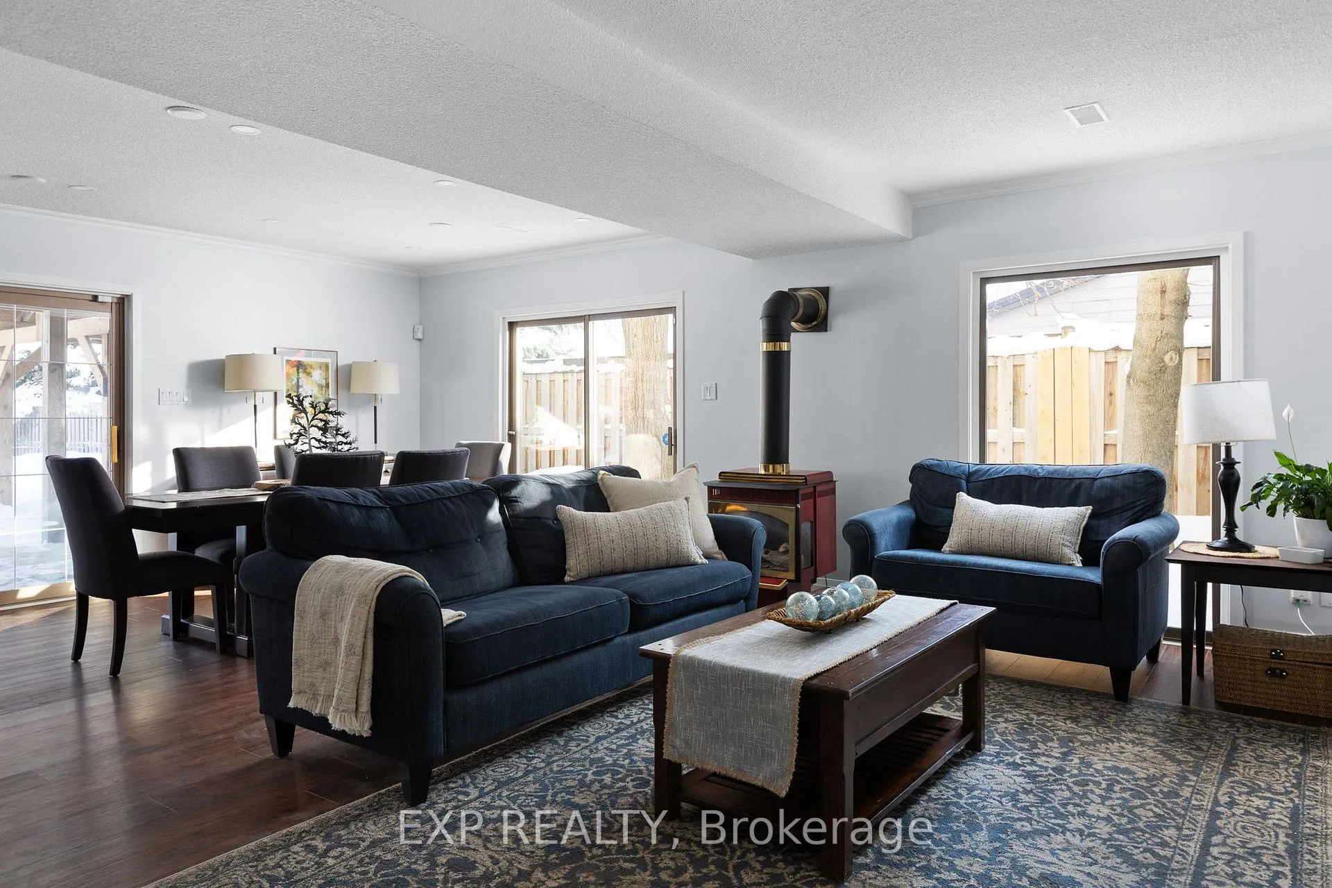Photo 7 of 381 Cox Mill Road, Barrie, South Shore — HOMEH