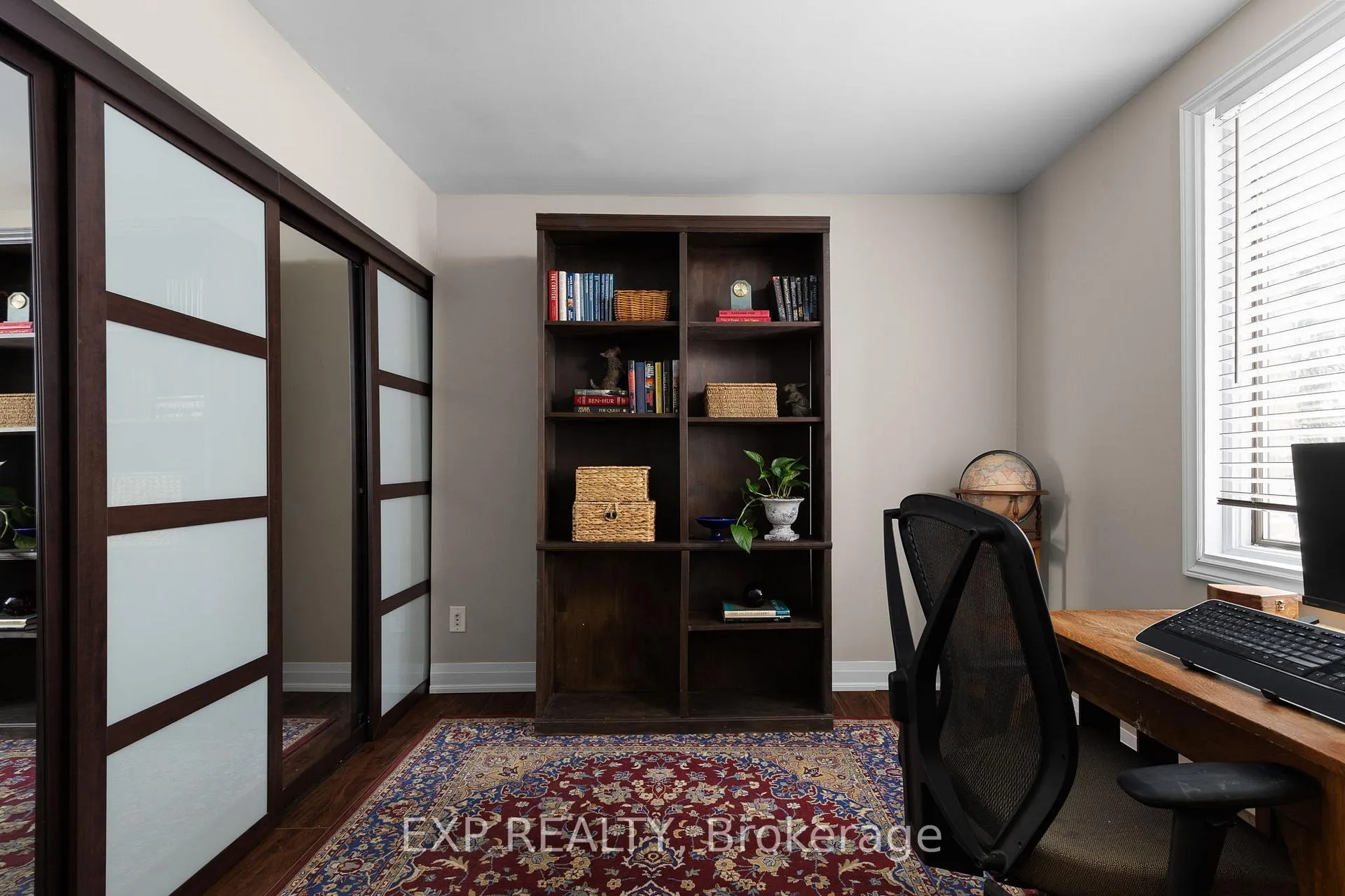 Photo 11 of 381 Cox Mill Road, Barrie, South Shore — HOMEH