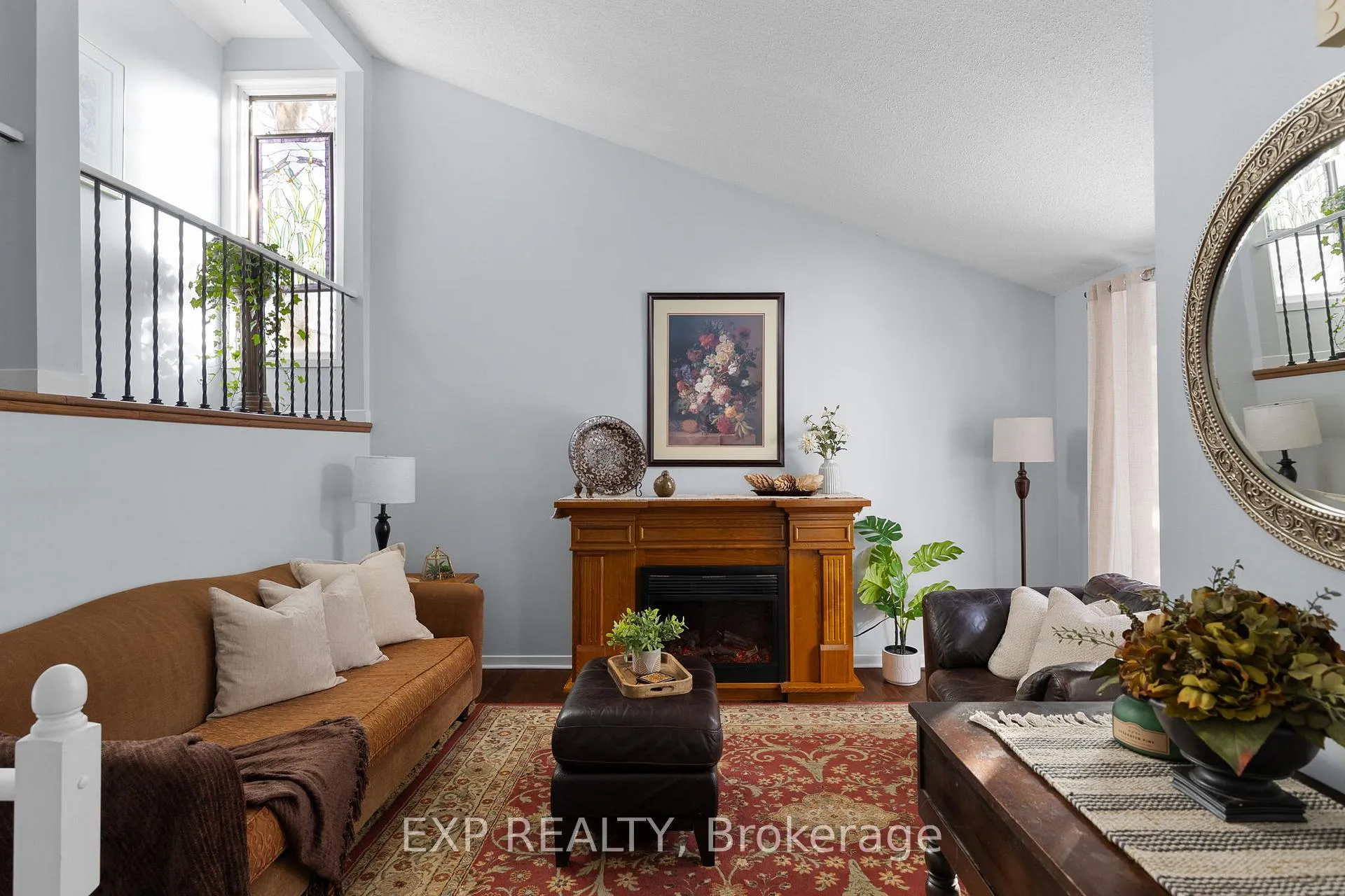 Photo 12 of 381 Cox Mill Road, Barrie, South Shore — HOMEH