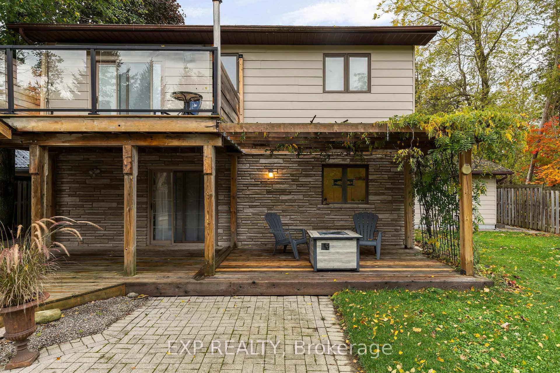 Photo 26 of 381 Cox Mill Road, Barrie, South Shore — HOMEH