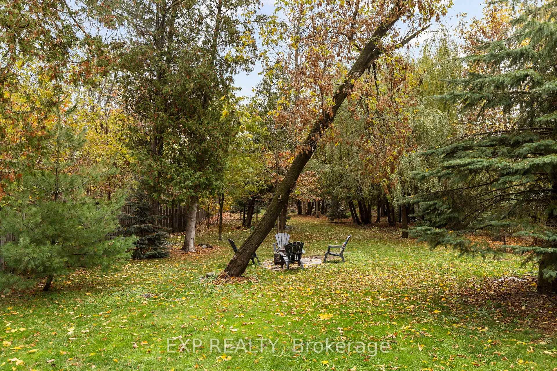 Photo 32 of 381 Cox Mill Road, Barrie, South Shore — HOMEH