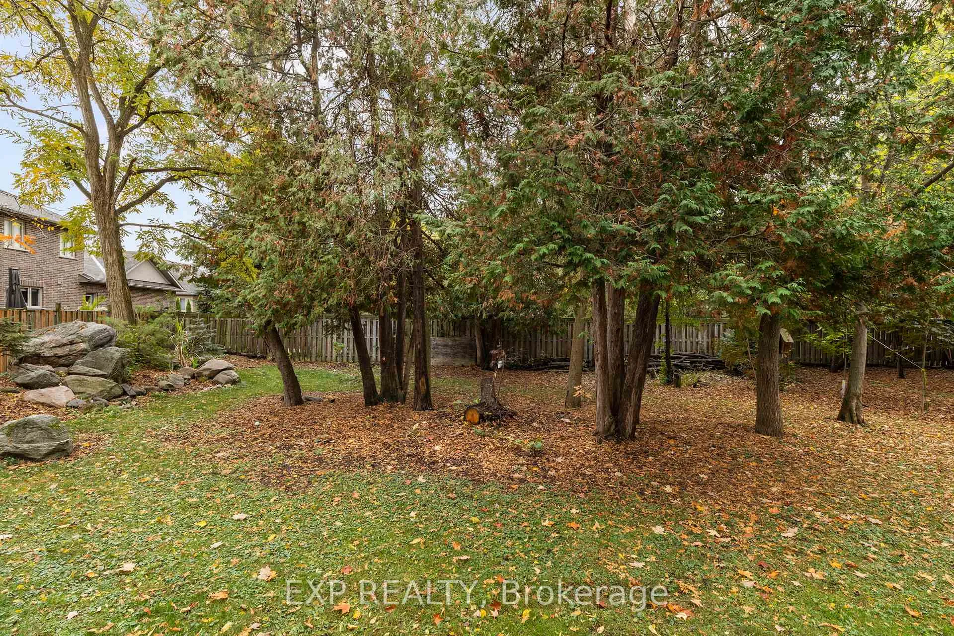 Photo 35 of 381 Cox Mill Road, Barrie, South Shore — HOMEH