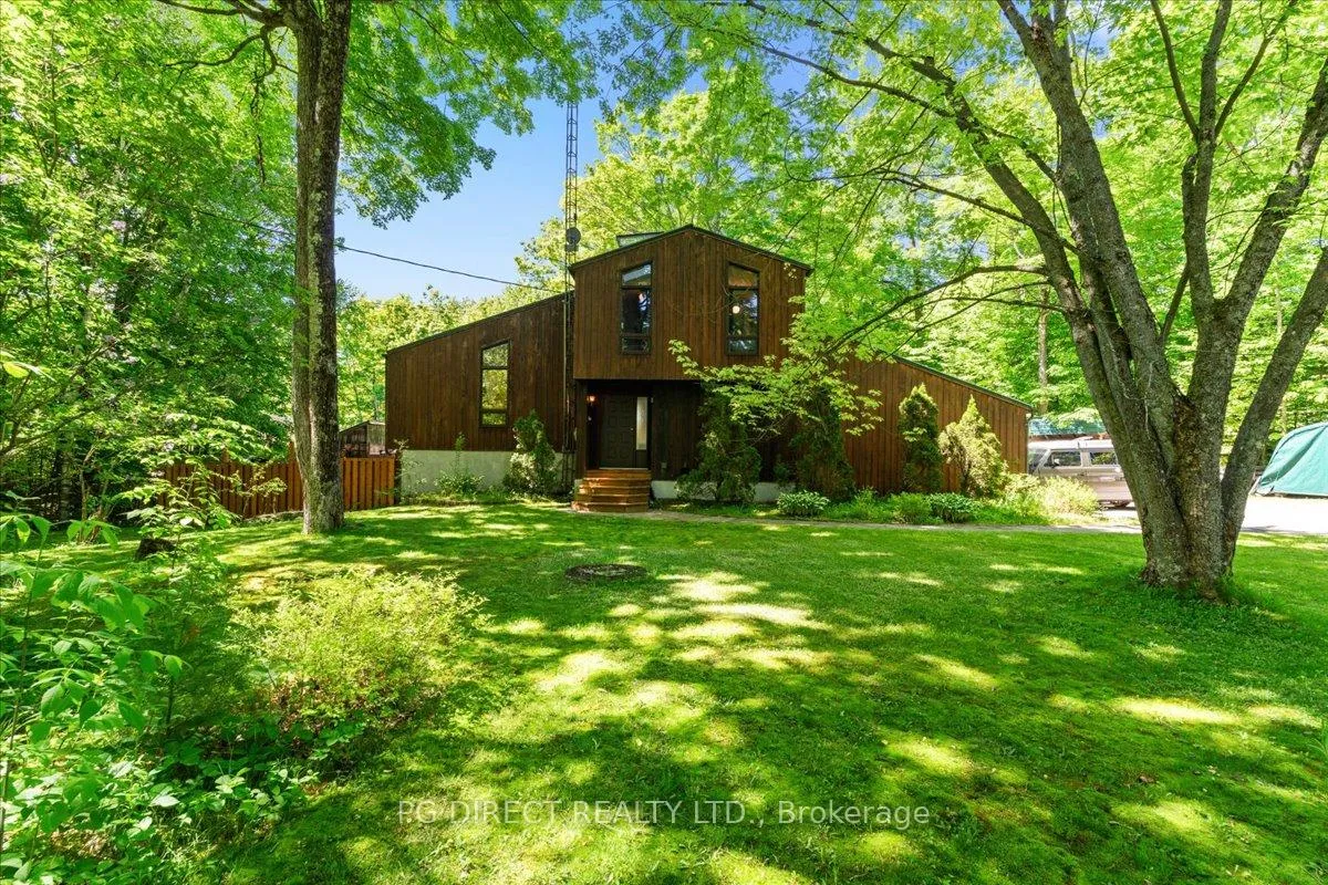 Photo 2 of 15 Beech Terrace, Trent Lakes — HOMEH