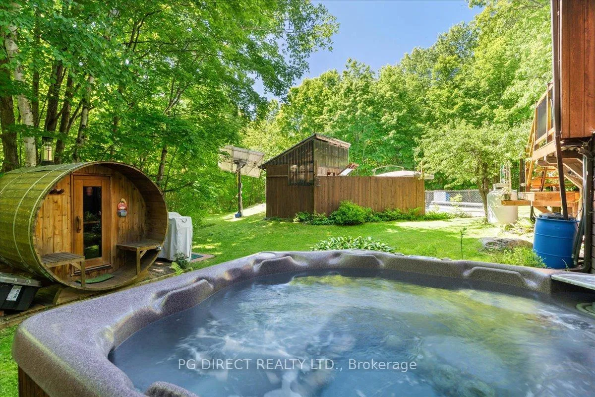 Photo 17 of 15 Beech Terrace, Trent Lakes — HOMEH