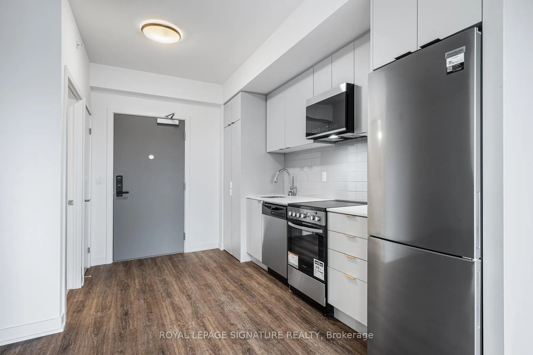 Photo 4 of Unit 209, 4569 Kingston Road, Scarborough, West Hill — HOMEH