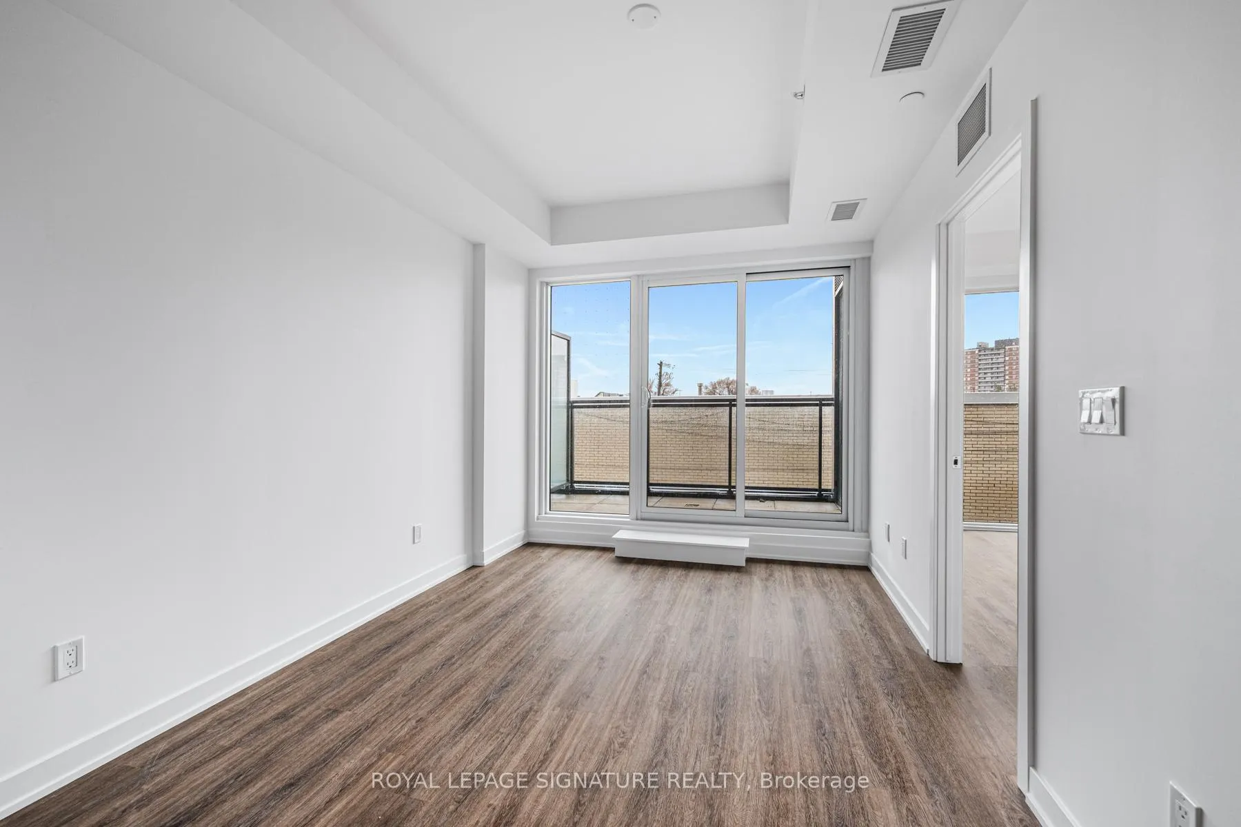Photo 7 of Unit 209, 4569 Kingston Road, Scarborough, West Hill — HOMEH
