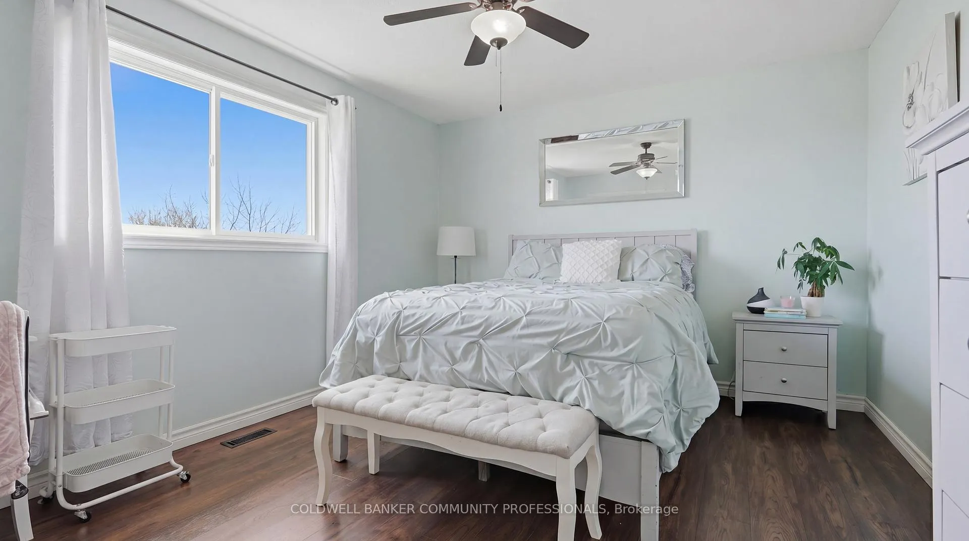 Photo 16 of 28 Glenhollow Drive, Hamilton, Stoney Creek Mountain — HOMEH