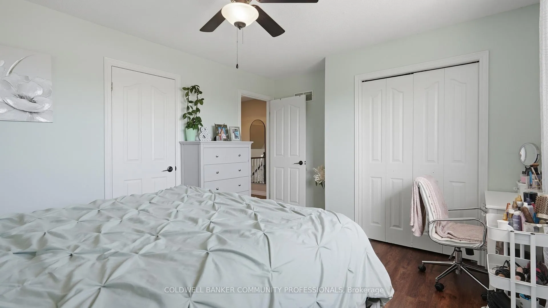 Photo 17 of 28 Glenhollow Drive, Hamilton, Stoney Creek Mountain — HOMEH