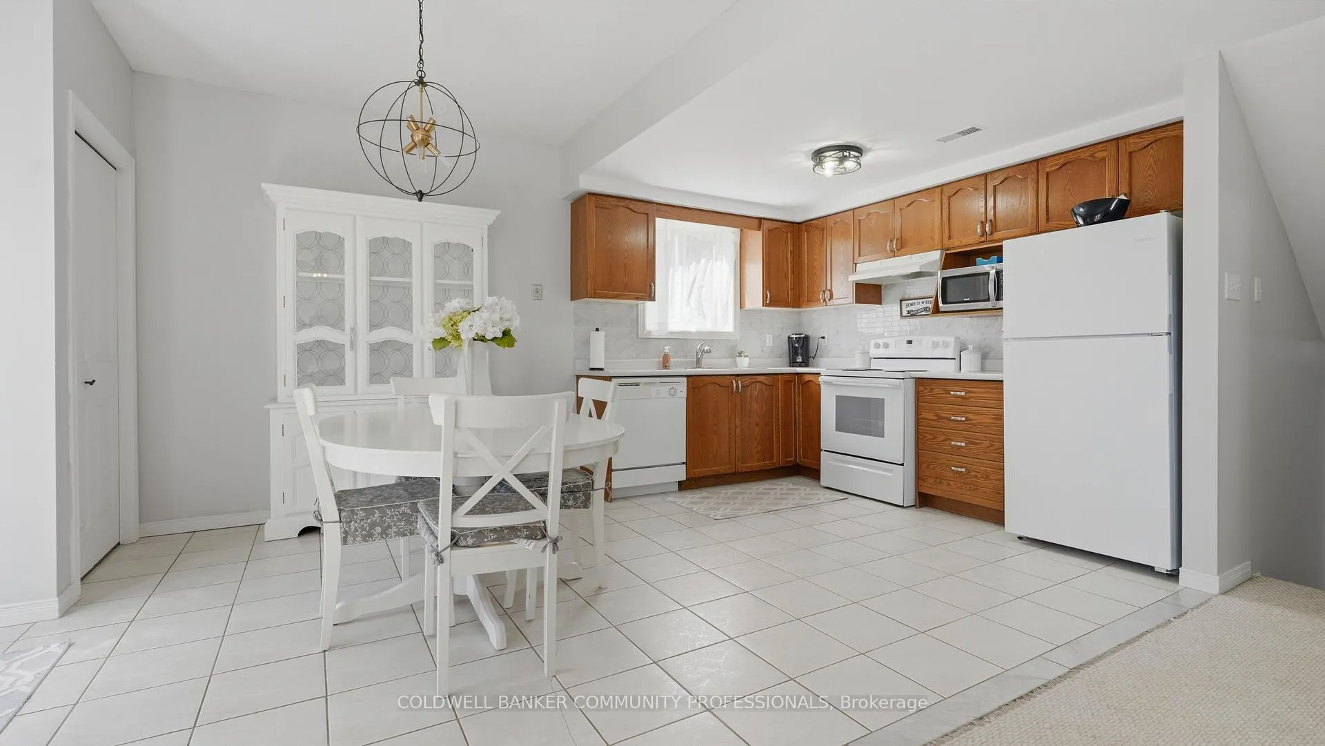 Photo 25 of 28 Glenhollow Drive, Hamilton, Stoney Creek Mountain — HOMEH