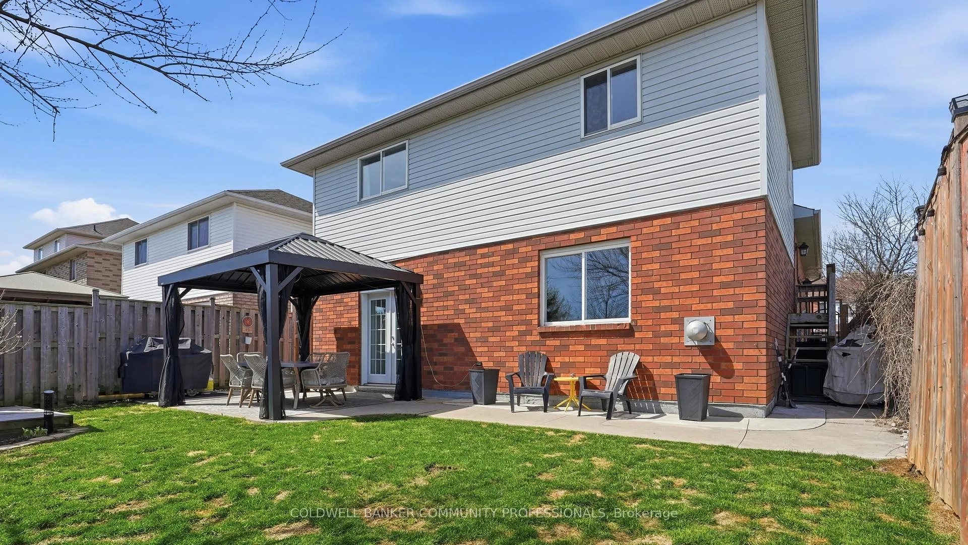Photo 36 of 28 Glenhollow Drive, Hamilton, Stoney Creek Mountain — HOMEH
