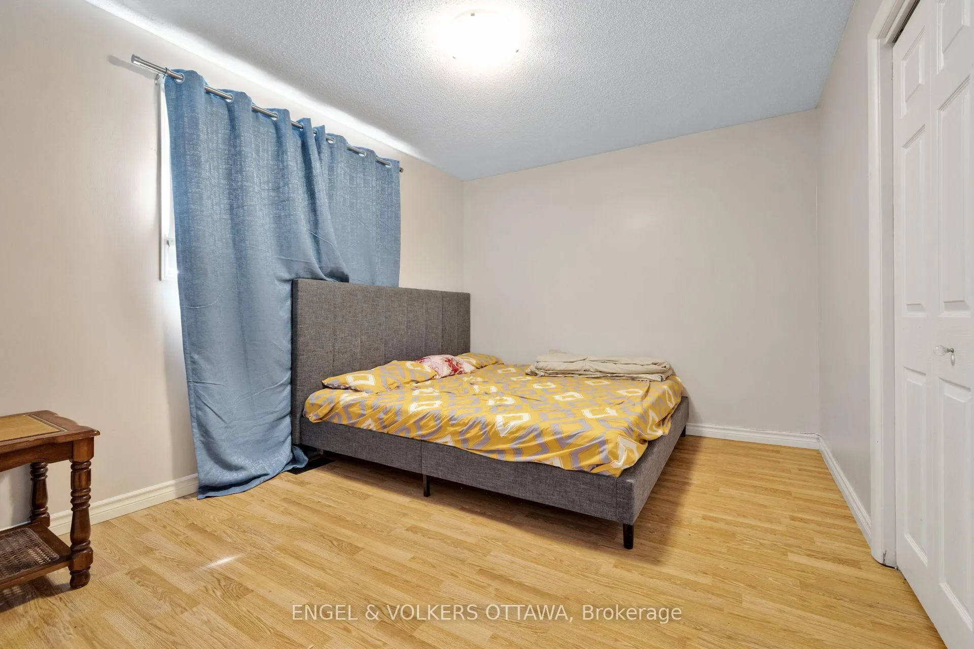 Photo 12 of 1311 S Avenue, Ottawa, Eastway Gardens/Industrial Park — HOMEH