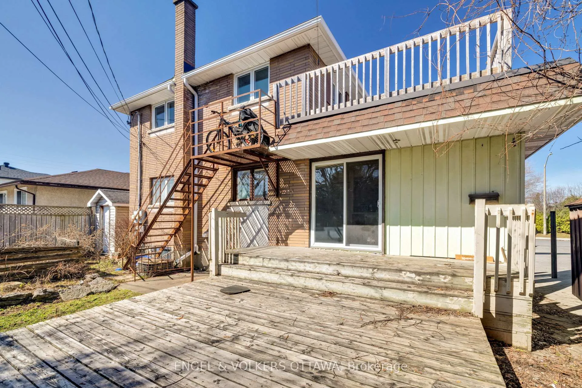 Photo 17 of 1311 S Avenue, Ottawa, Eastway Gardens/Industrial Park — HOMEH