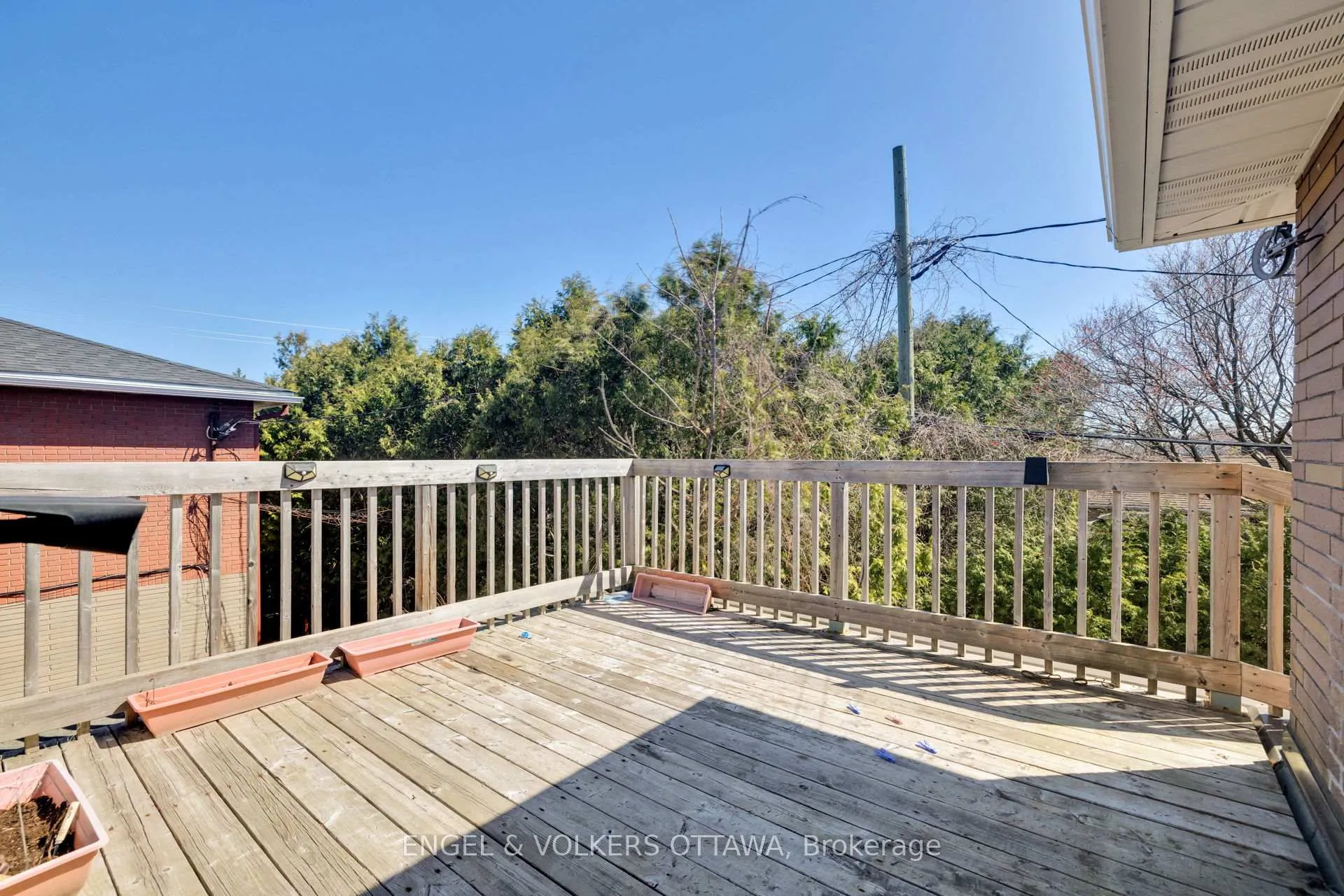 Photo 22 of 1311 S Avenue, Ottawa, Eastway Gardens/Industrial Park — HOMEH