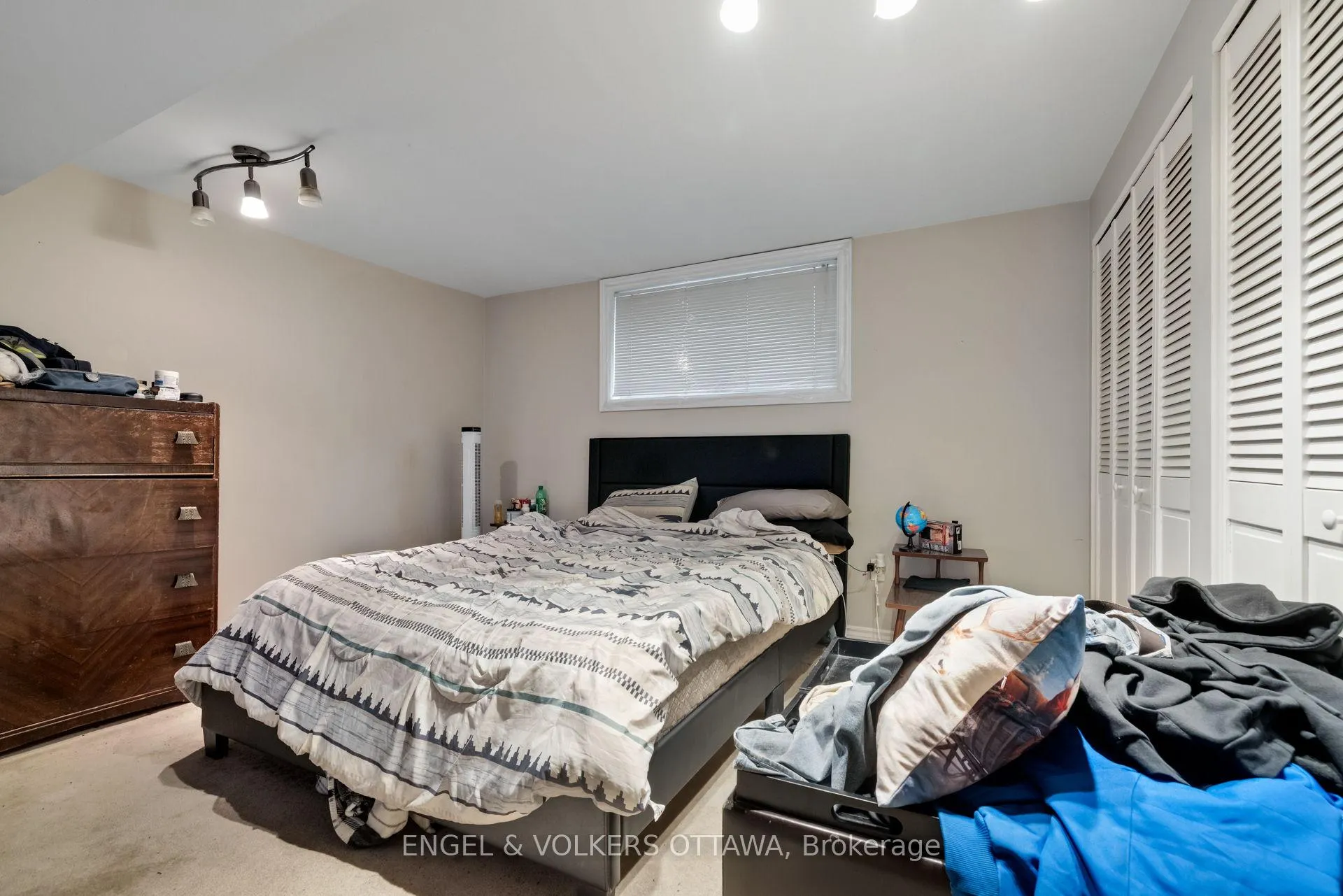 Photo 42 of 1311 S Avenue, Ottawa, Eastway Gardens/Industrial Park — HOMEH