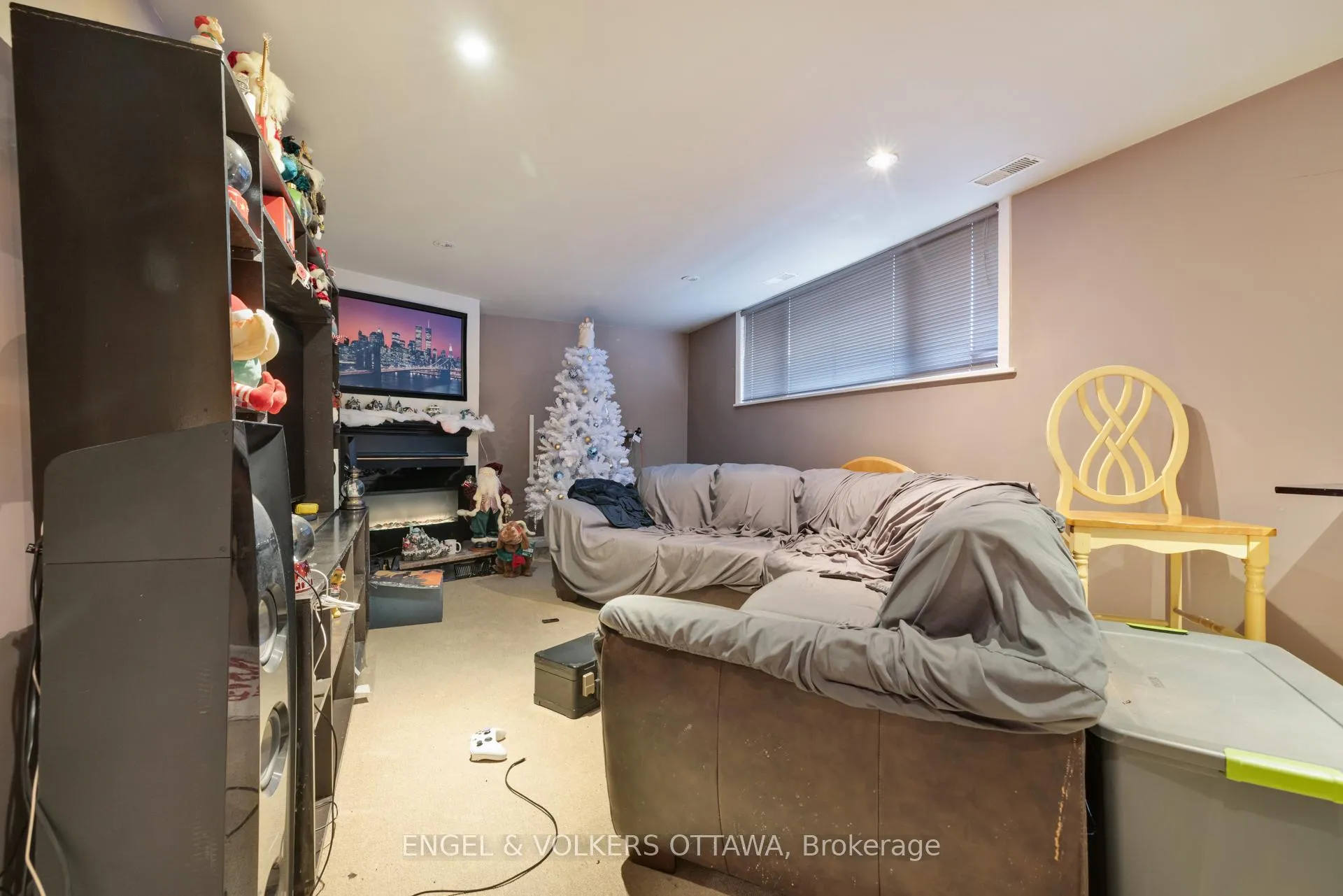 Photo 43 of 1311 S Avenue, Ottawa, Eastway Gardens/Industrial Park — HOMEH