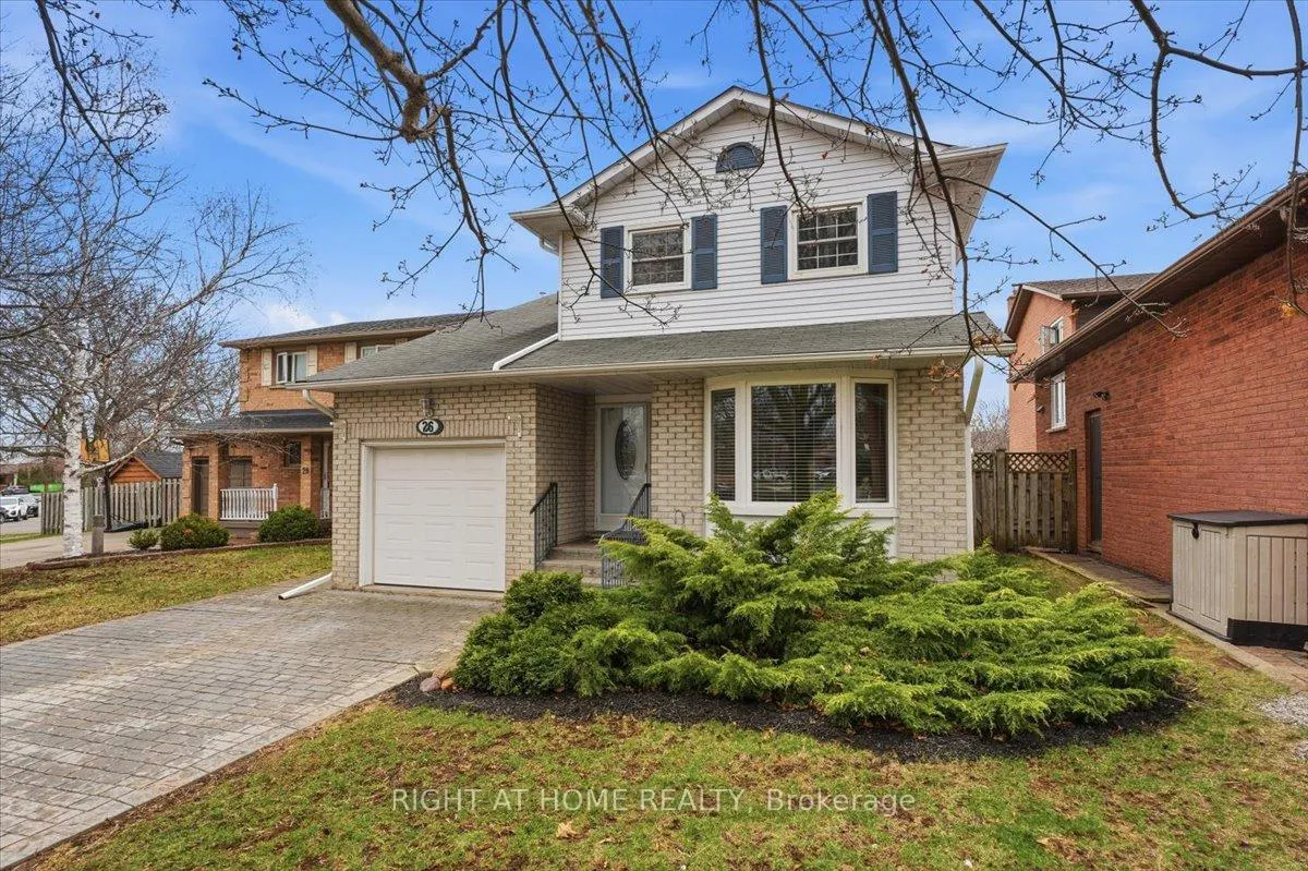 Photo 3 of 26 Ellington Avenue, Hamilton, Stoney Creek — HOMEH