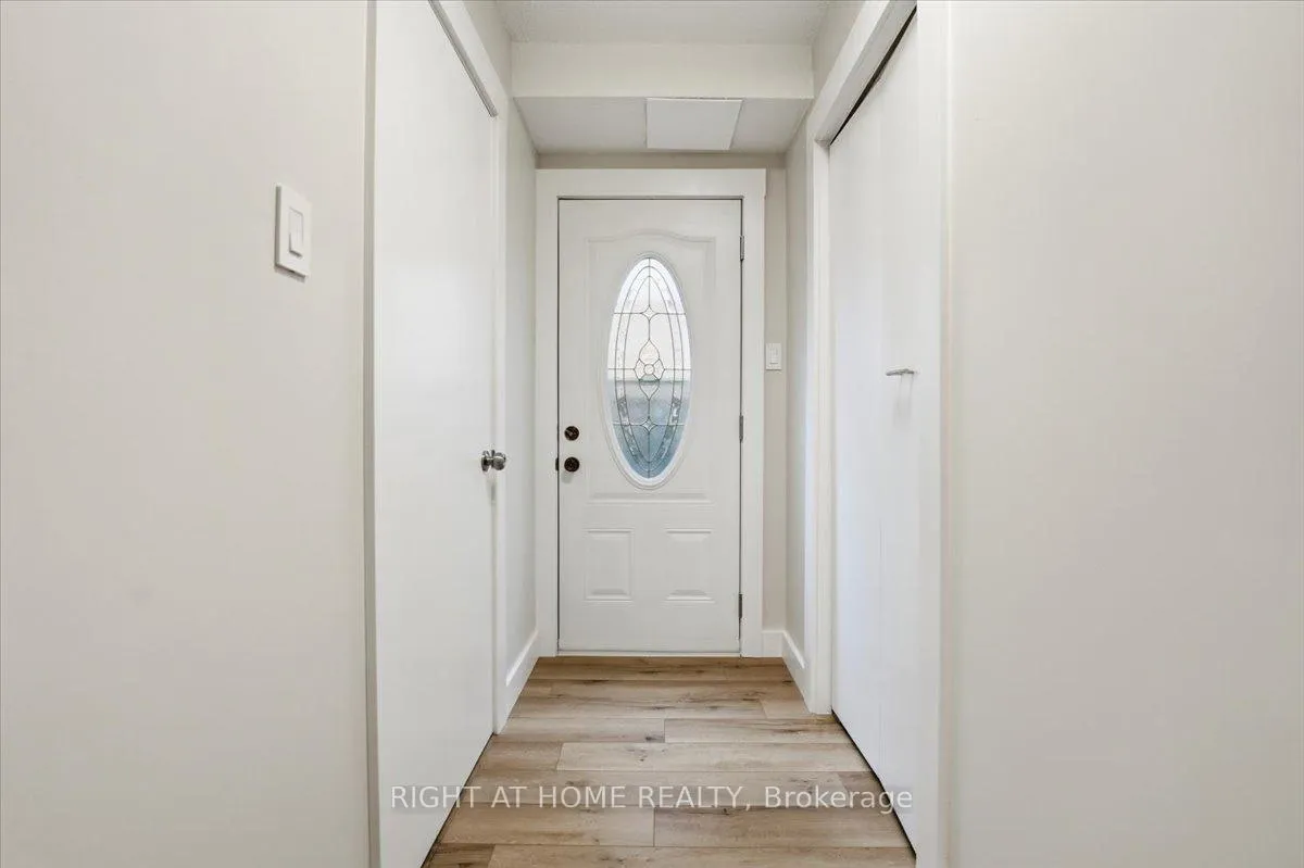 Photo 22 of 26 Ellington Avenue, Hamilton, Stoney Creek — HOMEH