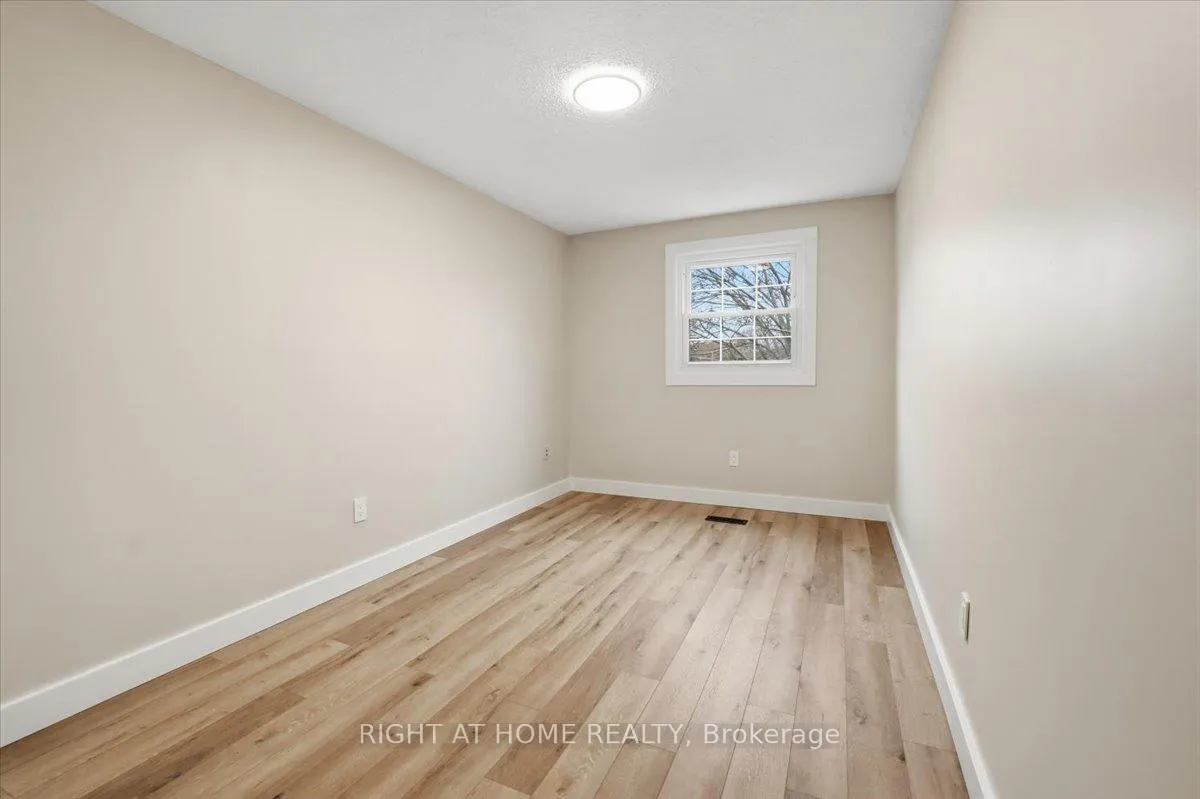 Photo 32 of 26 Ellington Avenue, Hamilton, Stoney Creek — HOMEH
