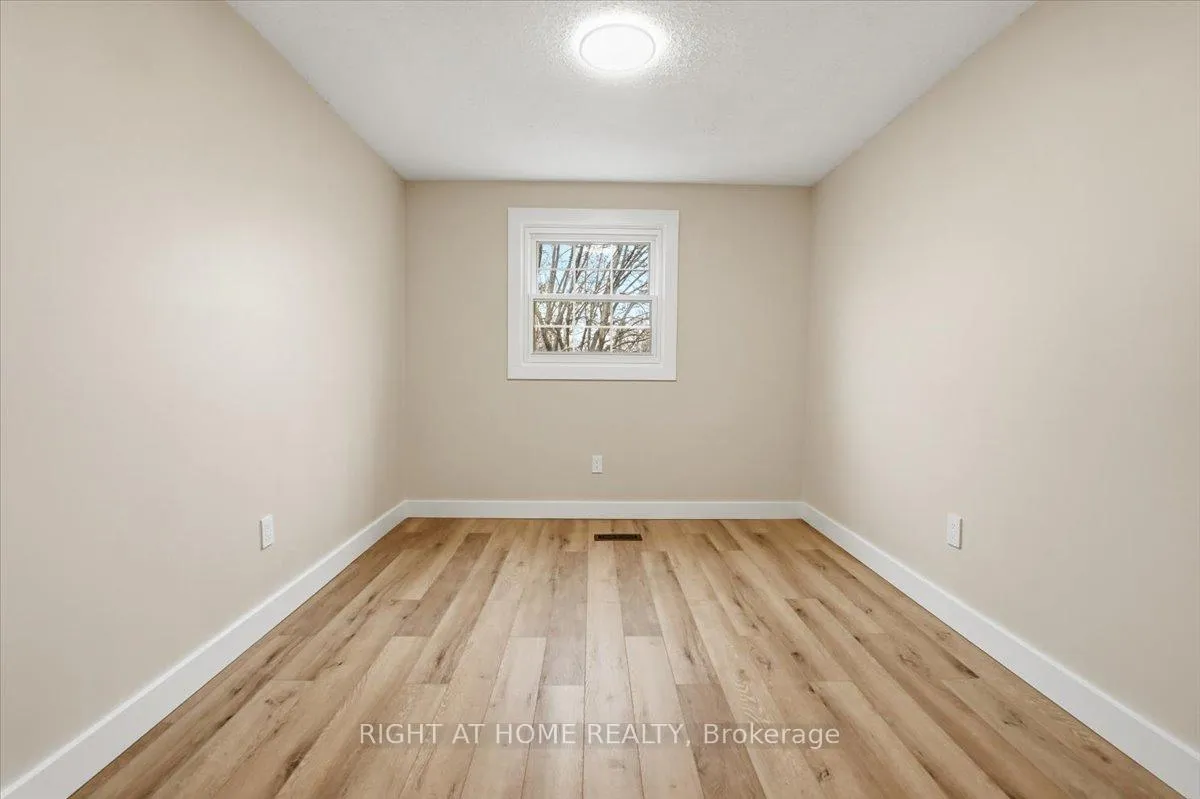 Photo 34 of 26 Ellington Avenue, Hamilton, Stoney Creek — HOMEH