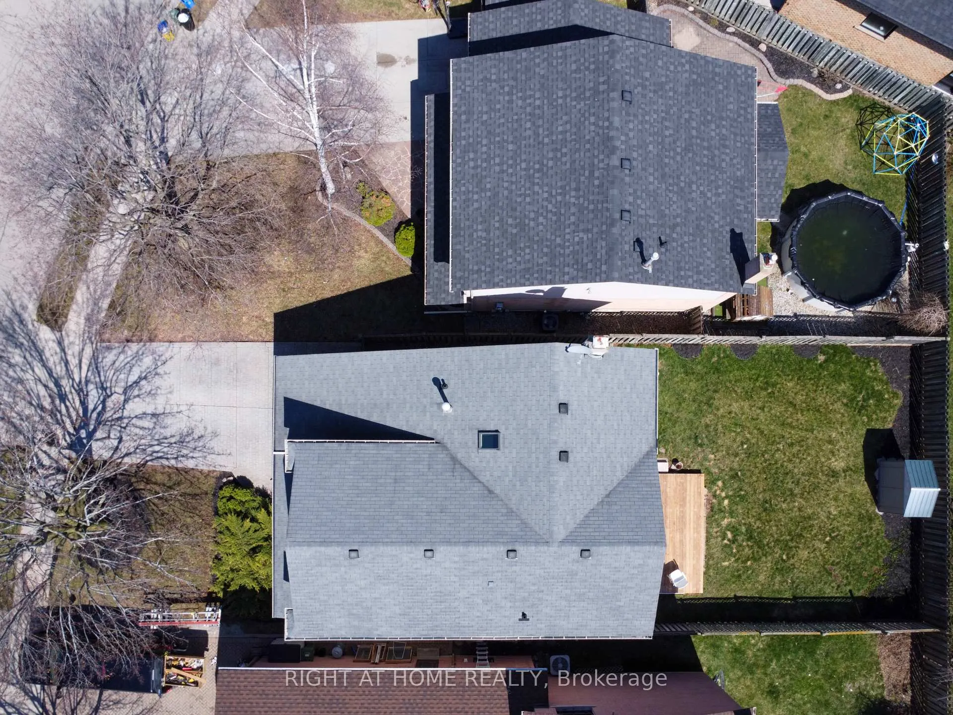Photo 48 of 26 Ellington Avenue, Hamilton, Stoney Creek — HOMEH