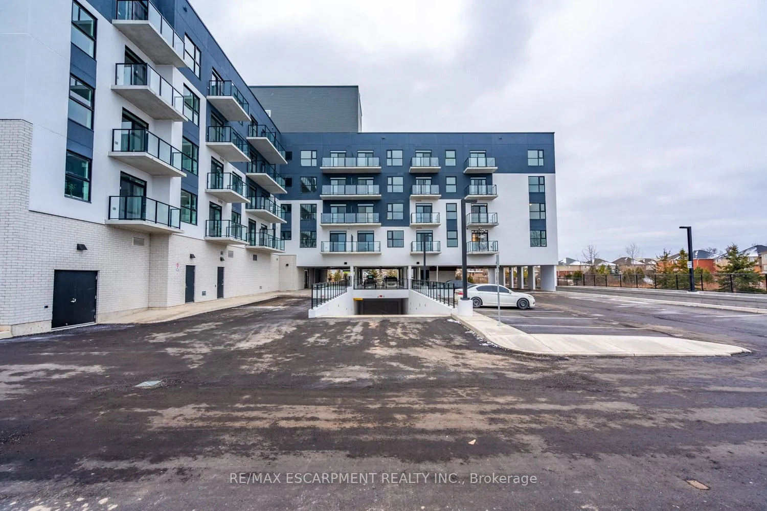 Photo 2 of Unit 213, 1936 Rymal Road E, Hamilton, Rural Glanbrook — HOMEH