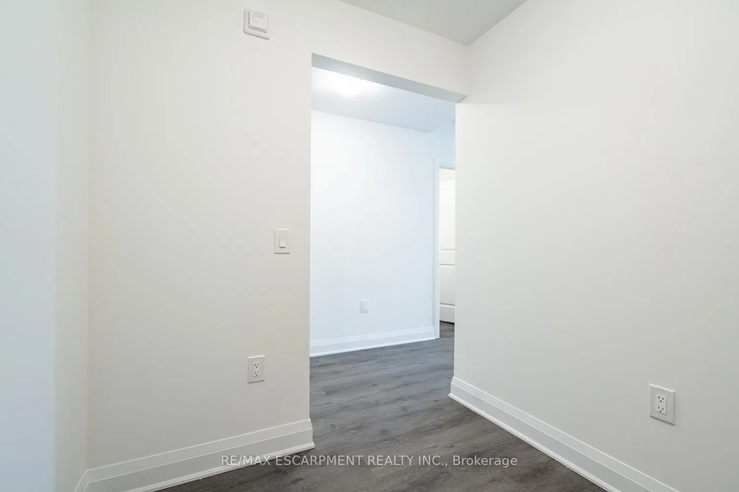 Photo 13 of Unit 213, 1936 Rymal Road E, Hamilton, Rural Glanbrook — HOMEH